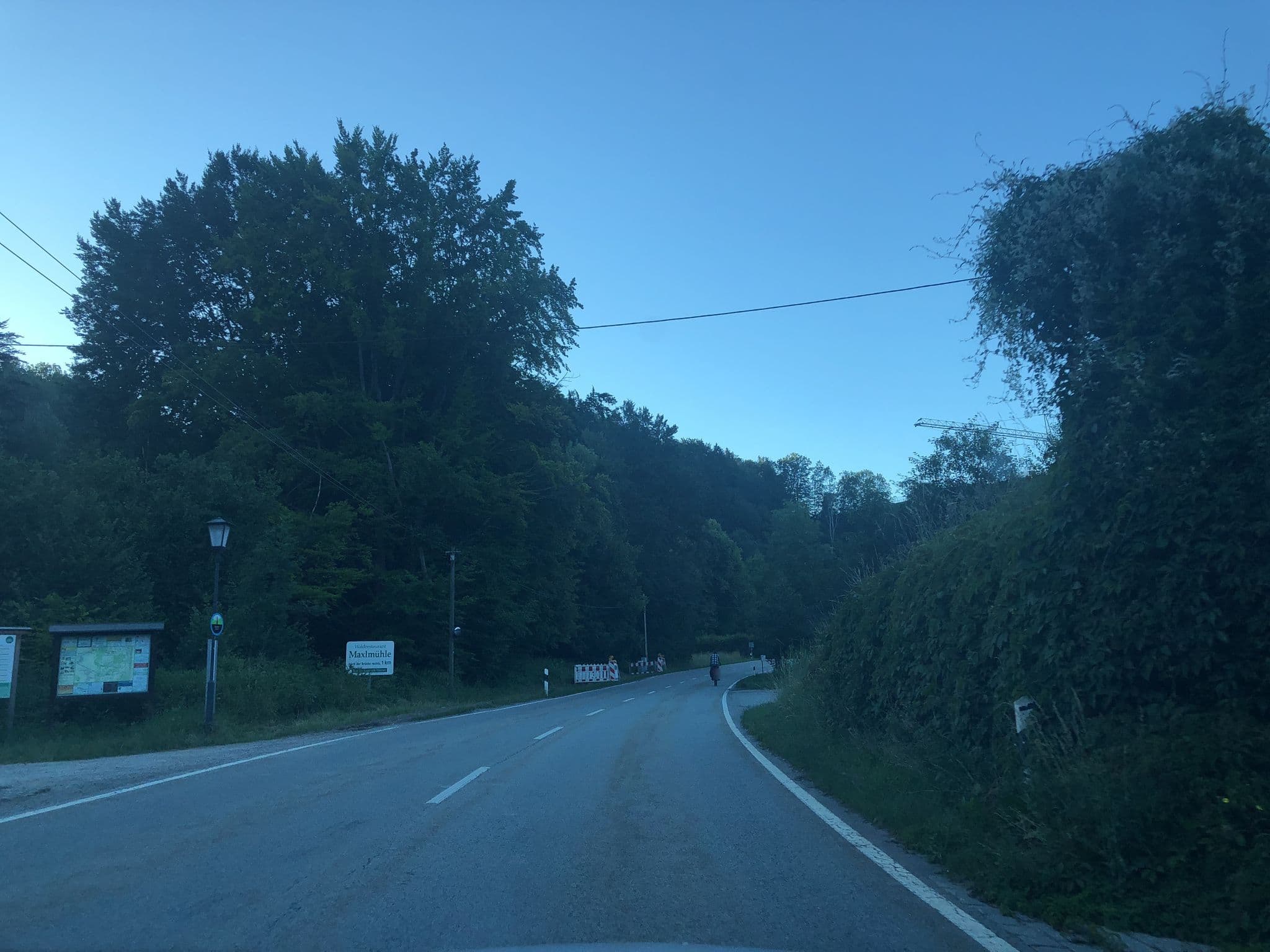 Street view near Landgasthof Bruckmühle, Weyarn — © chuck (CC BY-SA · Mapillary)