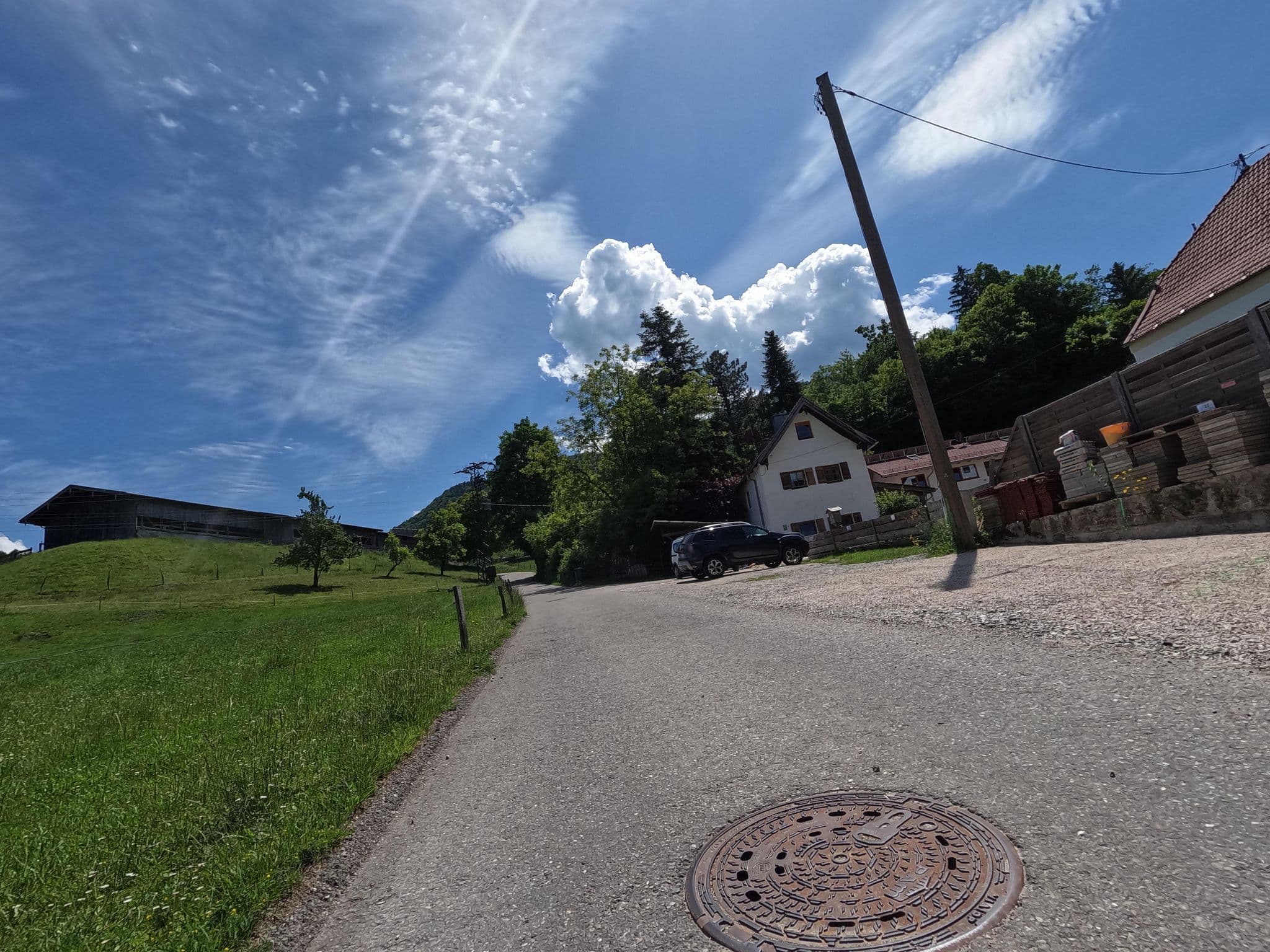 Street view near Haus Garnreiter, Bernau am Chiemsee — © natebus (CC BY-SA · Mapillary)