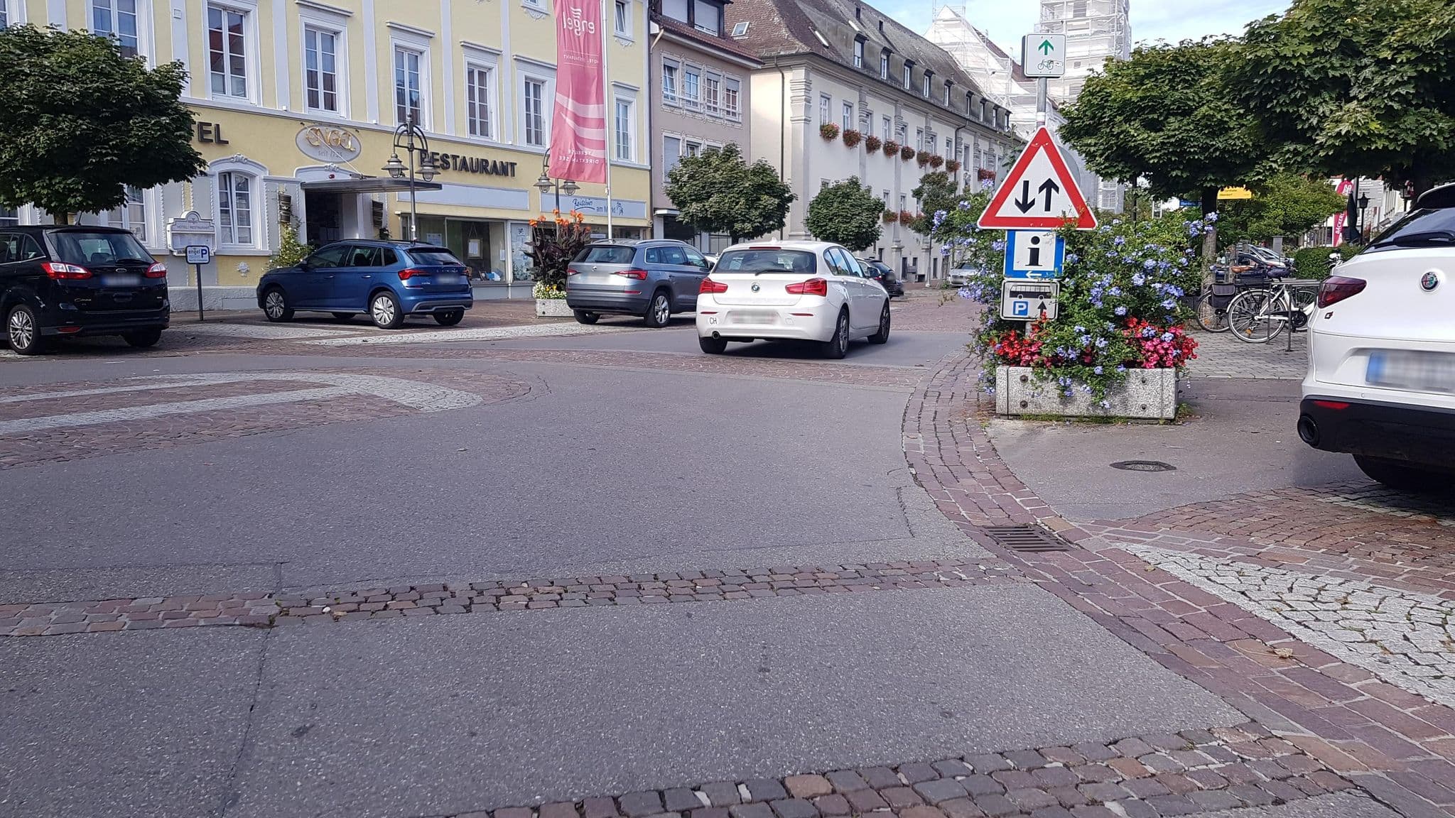 Street view near Krone, Langenargen — © thmunichways (CC BY-SA · Mapillary)