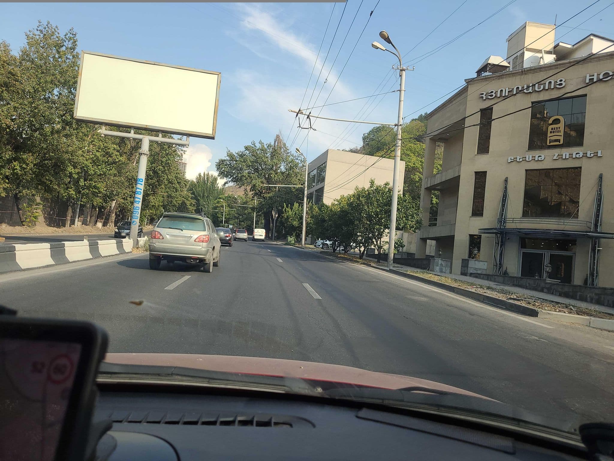 Street view near Best Hotel Erevan, Nor Nork — © noktoborus (CC BY-SA · Mapillary)