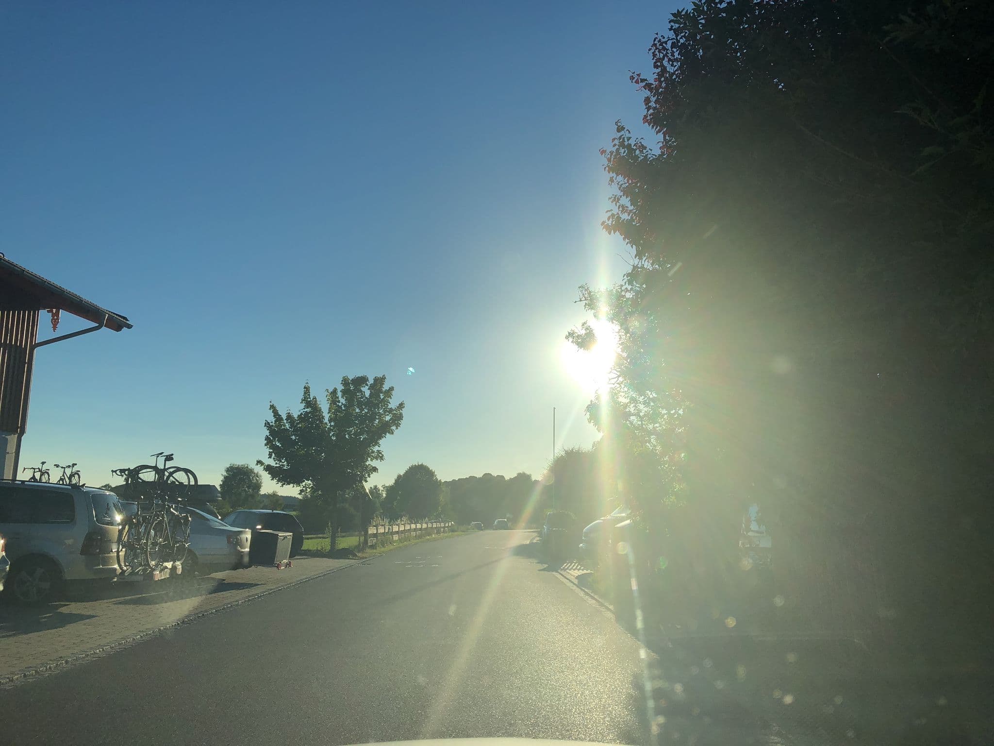 Street view near Pension Schweizerhaus, Weyarn — © chuck (CC BY-SA · Mapillary)