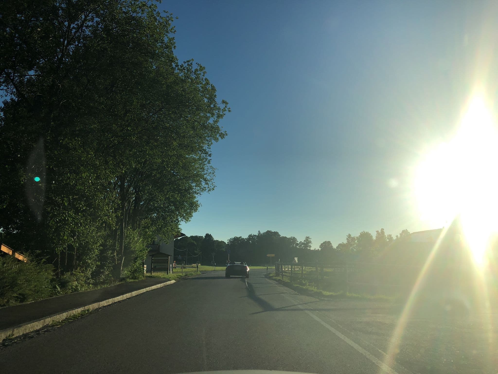 Street view near Darchinger Hof, Weyarn — © chuck (CC BY-SA · Mapillary)