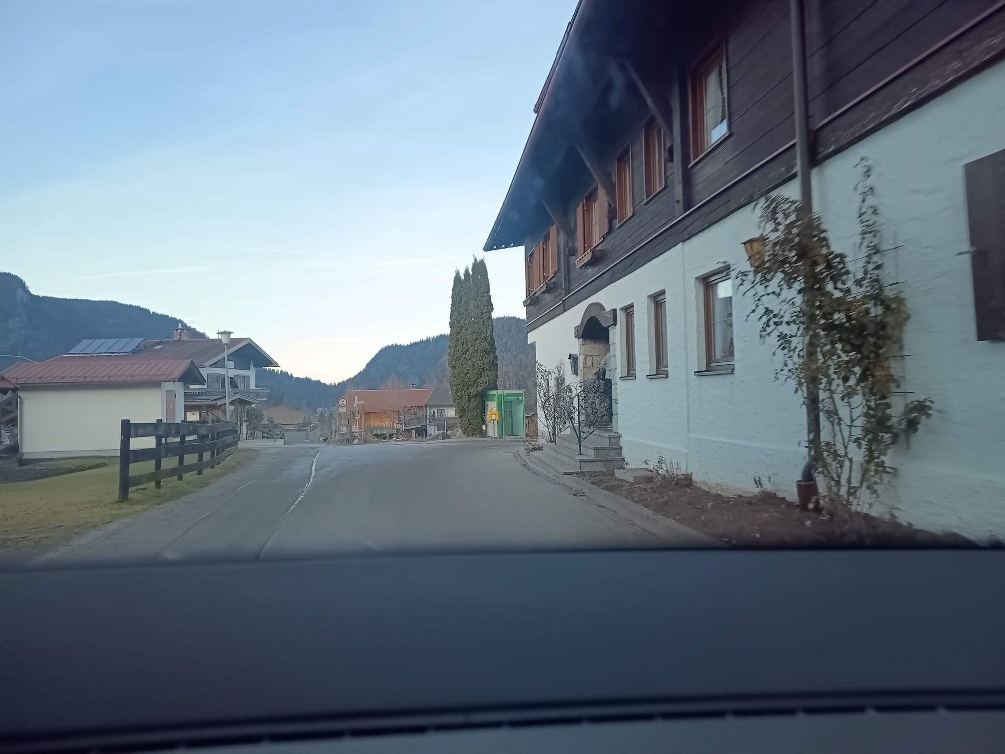 Street view near Landhaus "An der Sonne", Oberstdorf — © zuse (CC BY-SA · Mapillary)