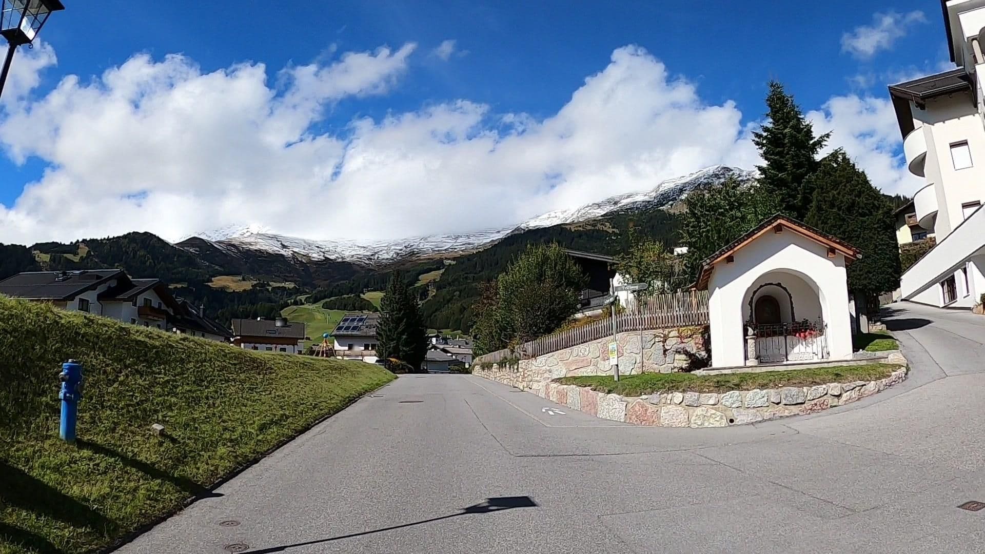 Street view near Apart-Hotel Alpinsonnenresidenz, Fiss — © osmplus_org (CC BY-SA · Mapillary)