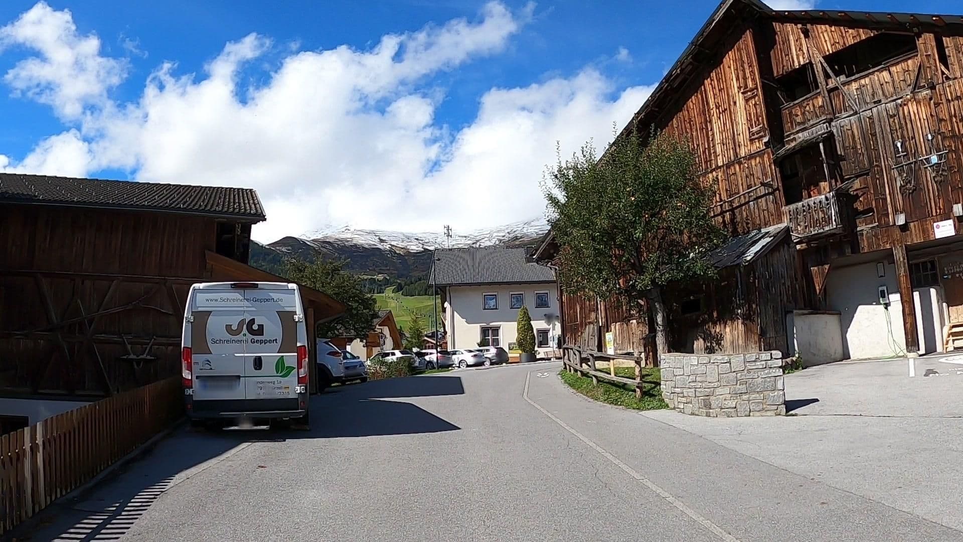 Street view near Honnesless, Fiss