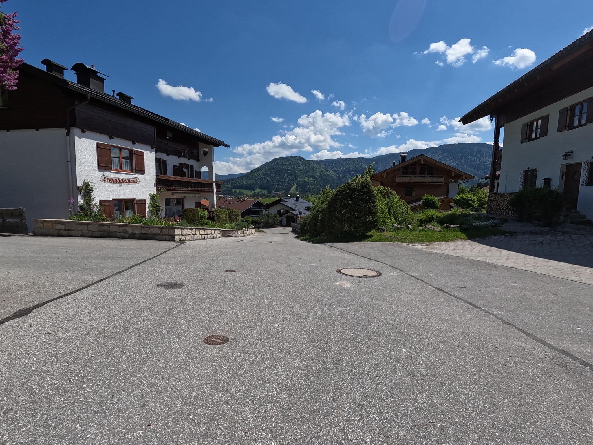 Street view near Dreimädelhaus, Reit im Winkl