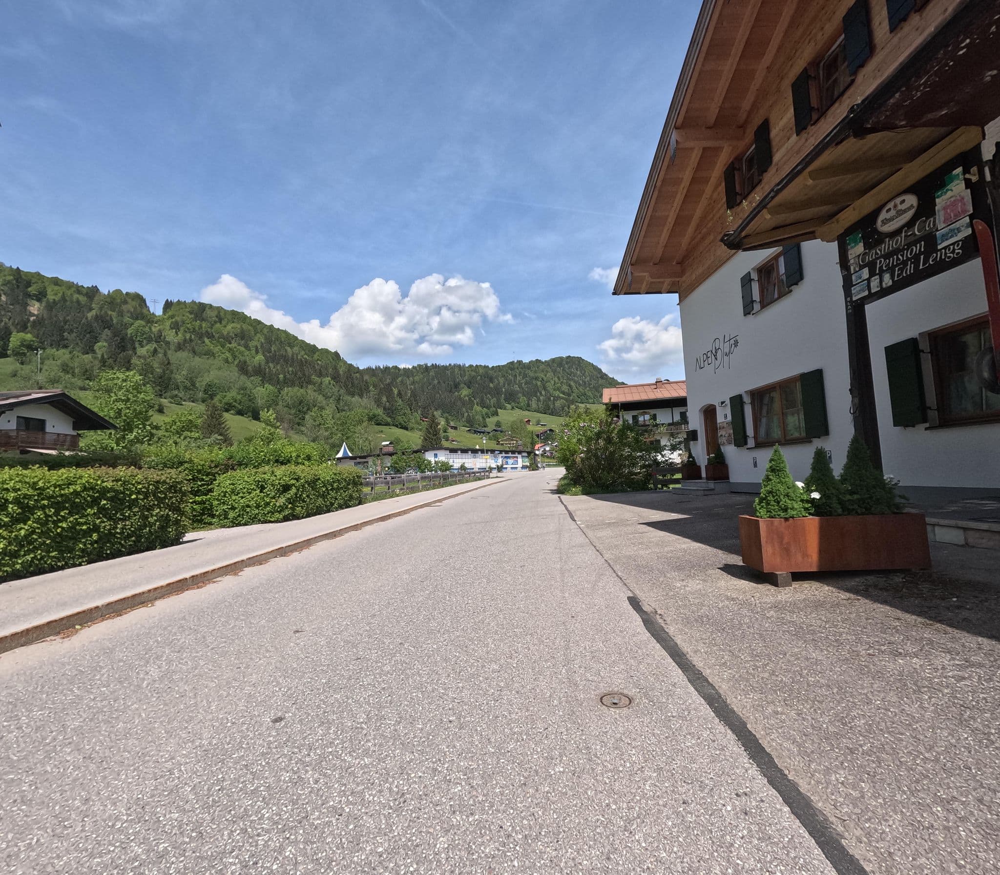 Street view near Gästehaus Edi Lengg, Reit im Winkl — © natebus (CC BY-SA · Mapillary)