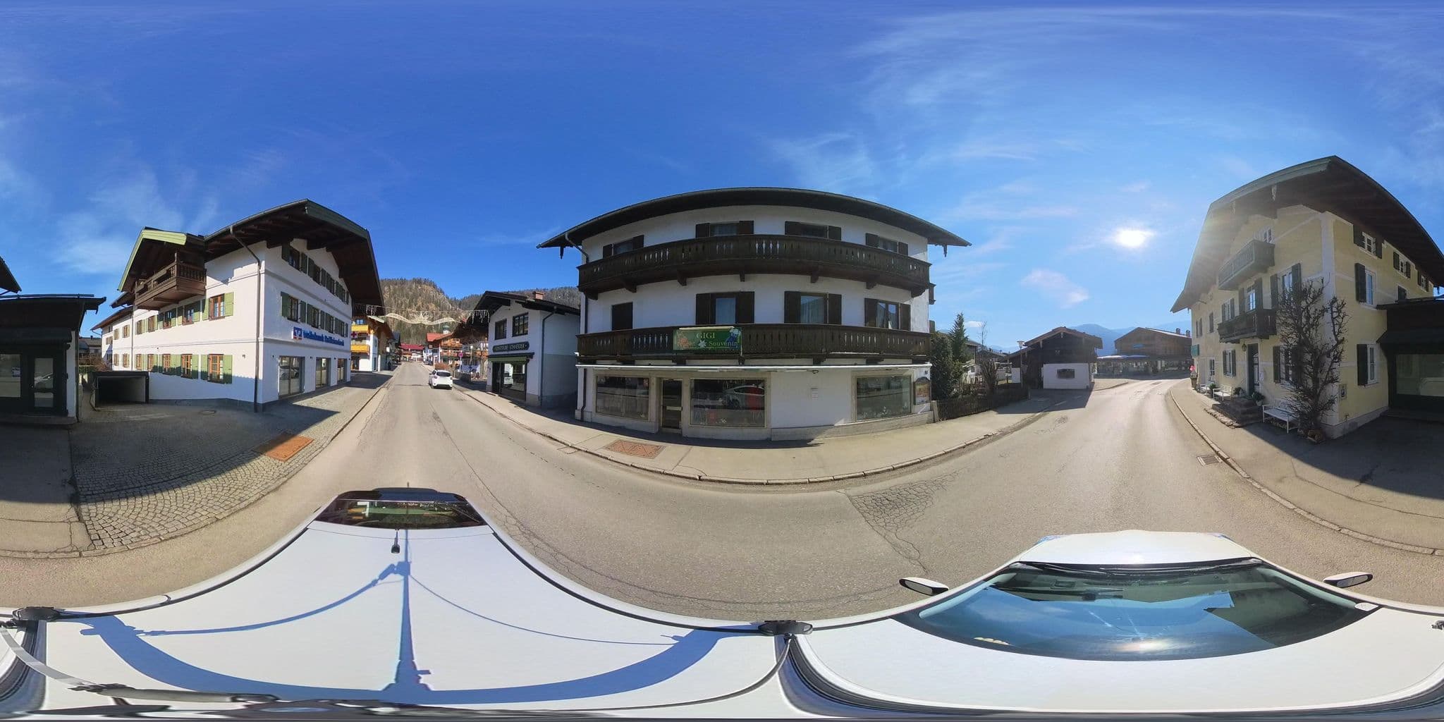 Street view near Diesl, Reit im Winkl — © osmplus_org (CC BY-SA · Mapillary)