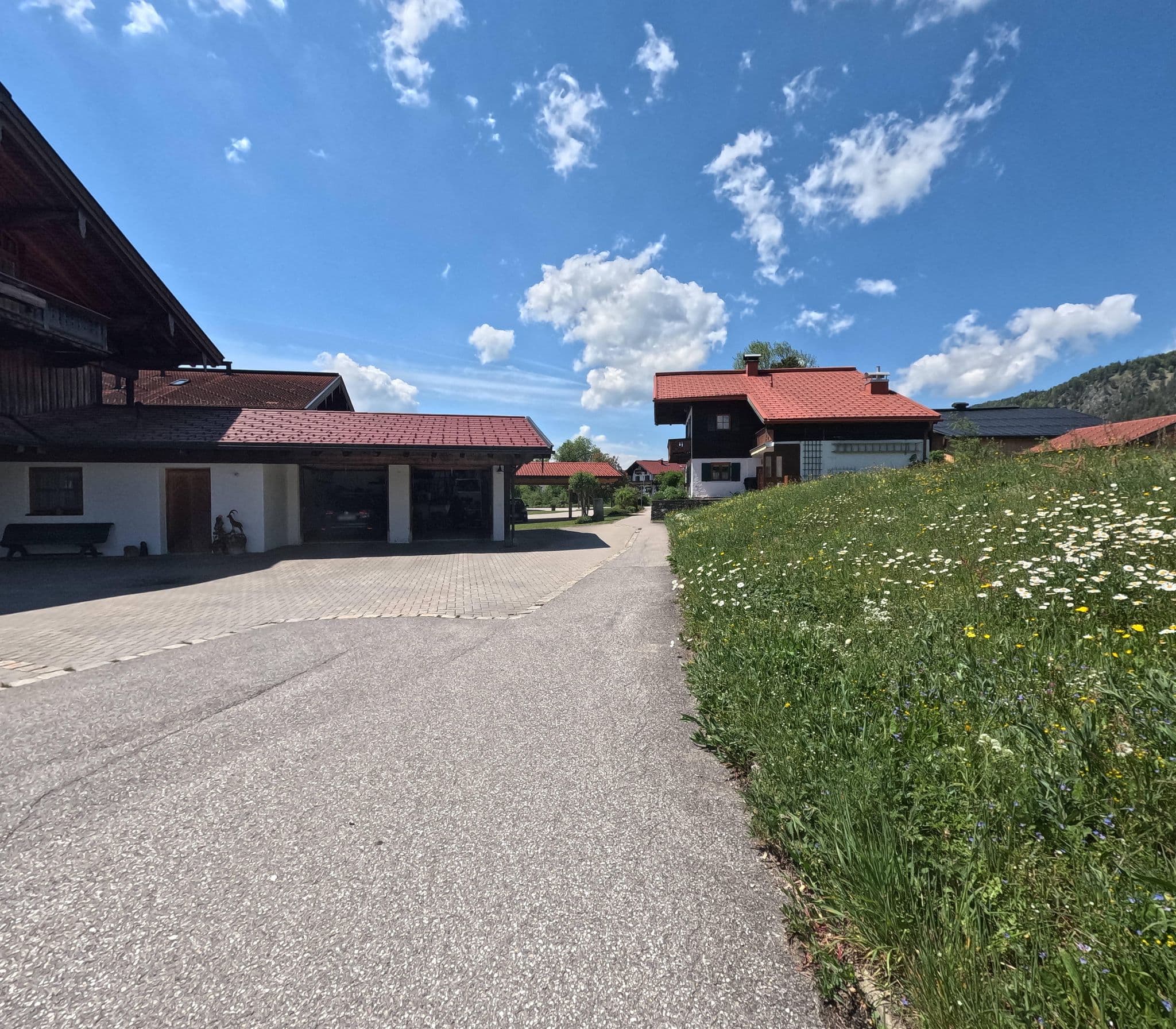 Street view near Haus Lofertal, Reit im Winkl — © natebus (CC BY-SA · Mapillary)