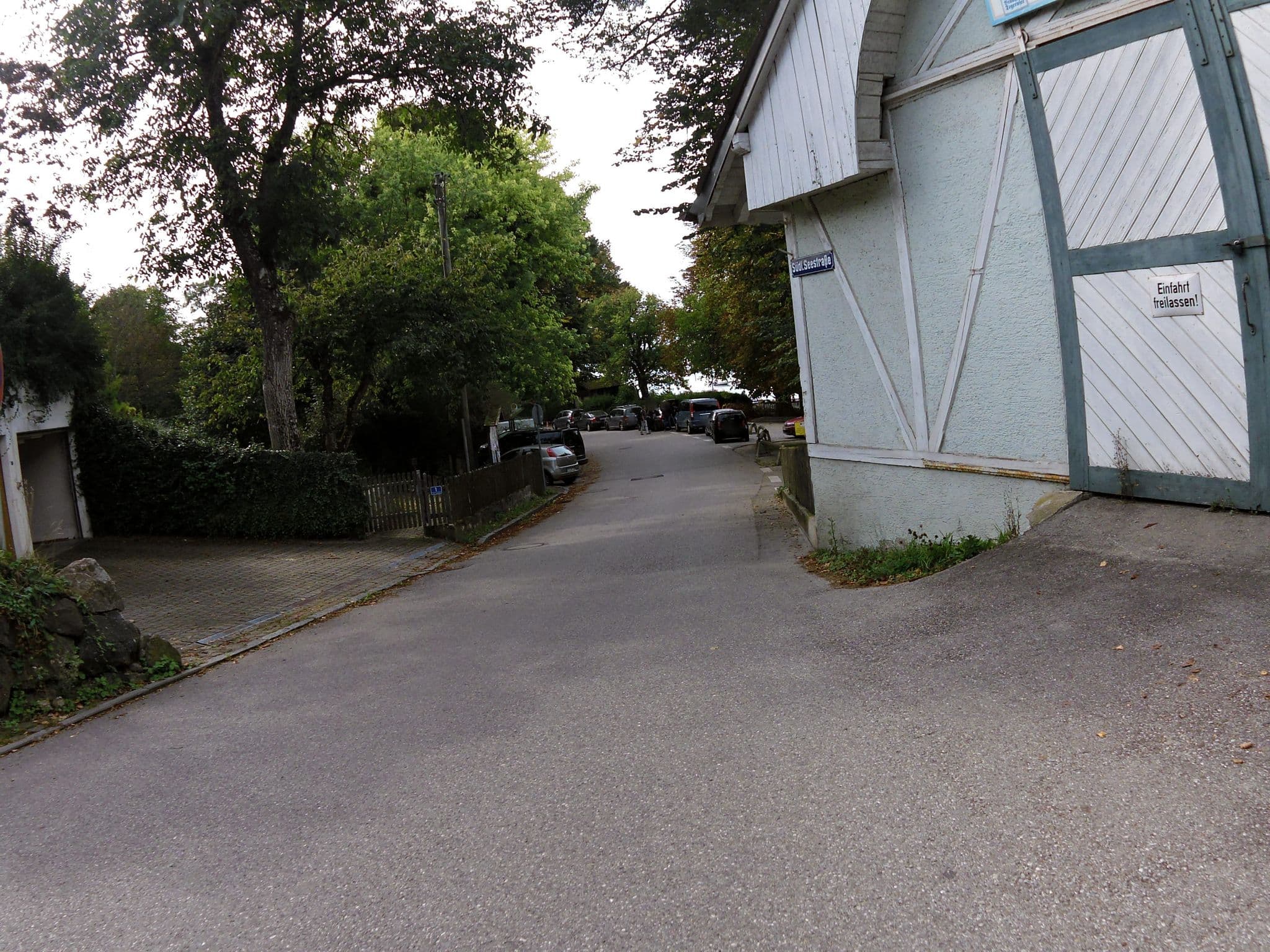Street view near Hotel am See, Münsing — © czmrtn (CC BY-SA · Mapillary)