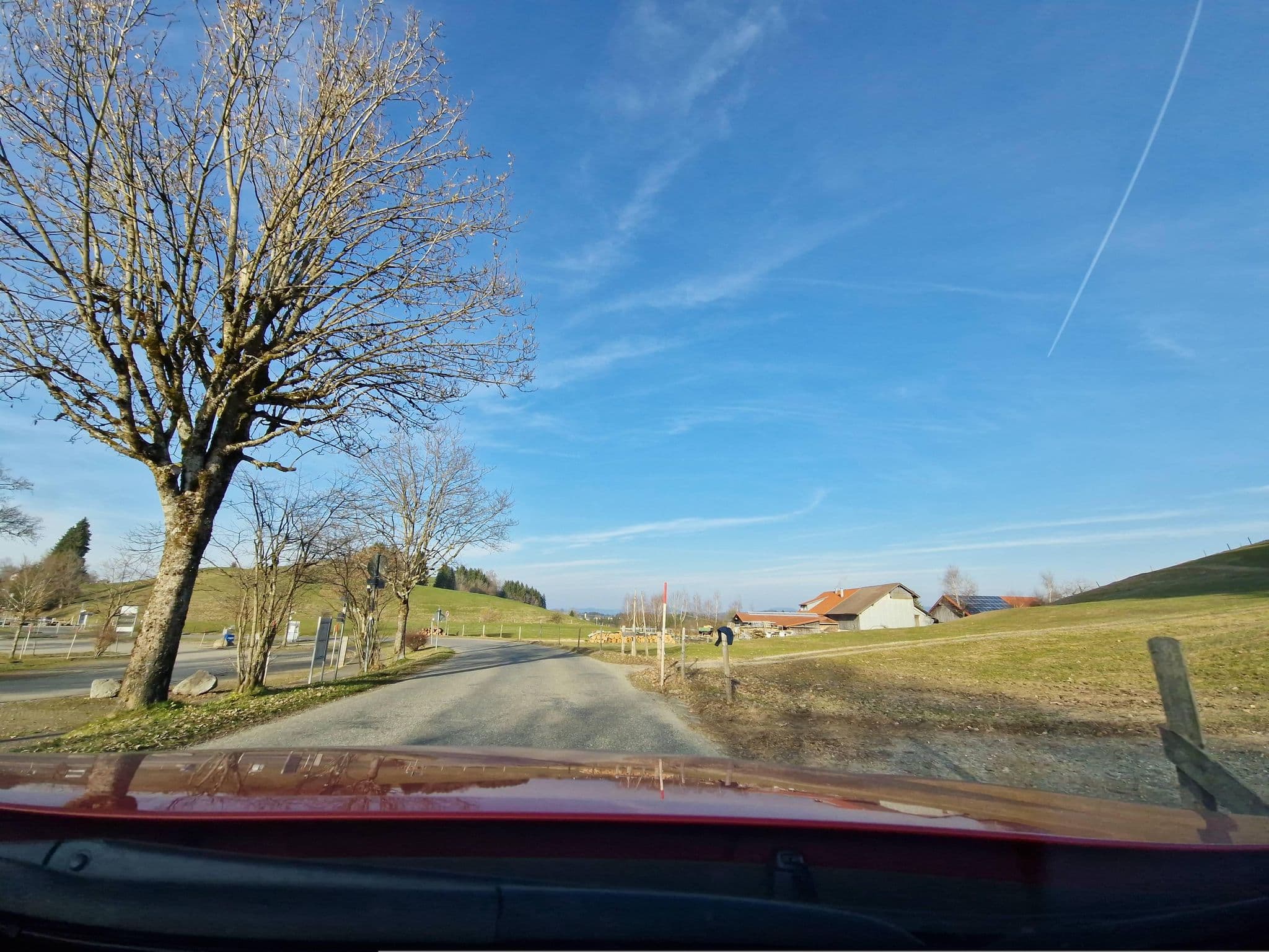 Street view near Wohnmobilstellplatz Scheidegg „am Hammerweiher“, Scheidegg — © mcliquid (CC BY-SA · Mapillary)
