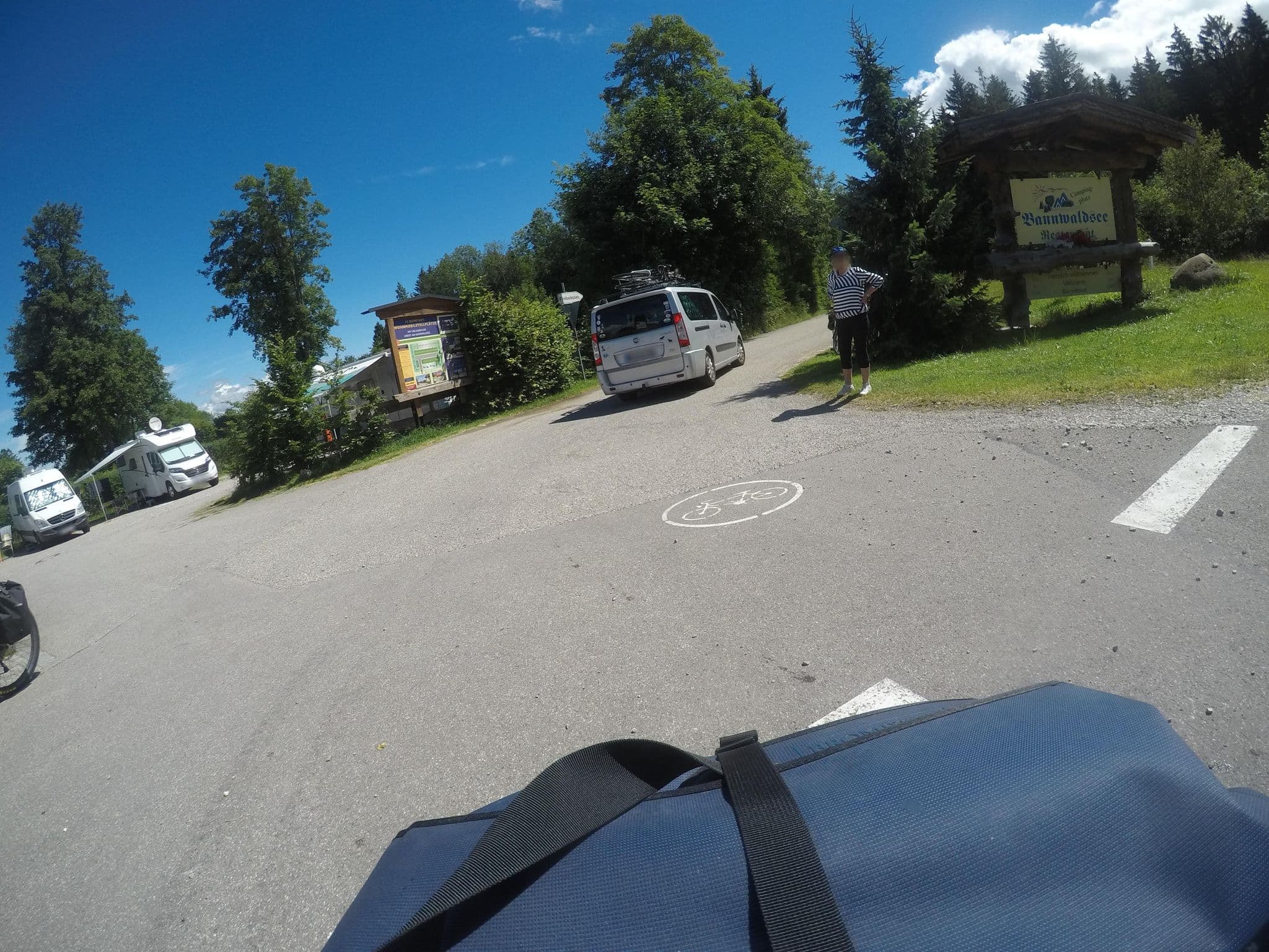 Street view near Wohnmobilpark Schwangau, Schwangau — © mfa (CC BY-SA · Mapillary)
