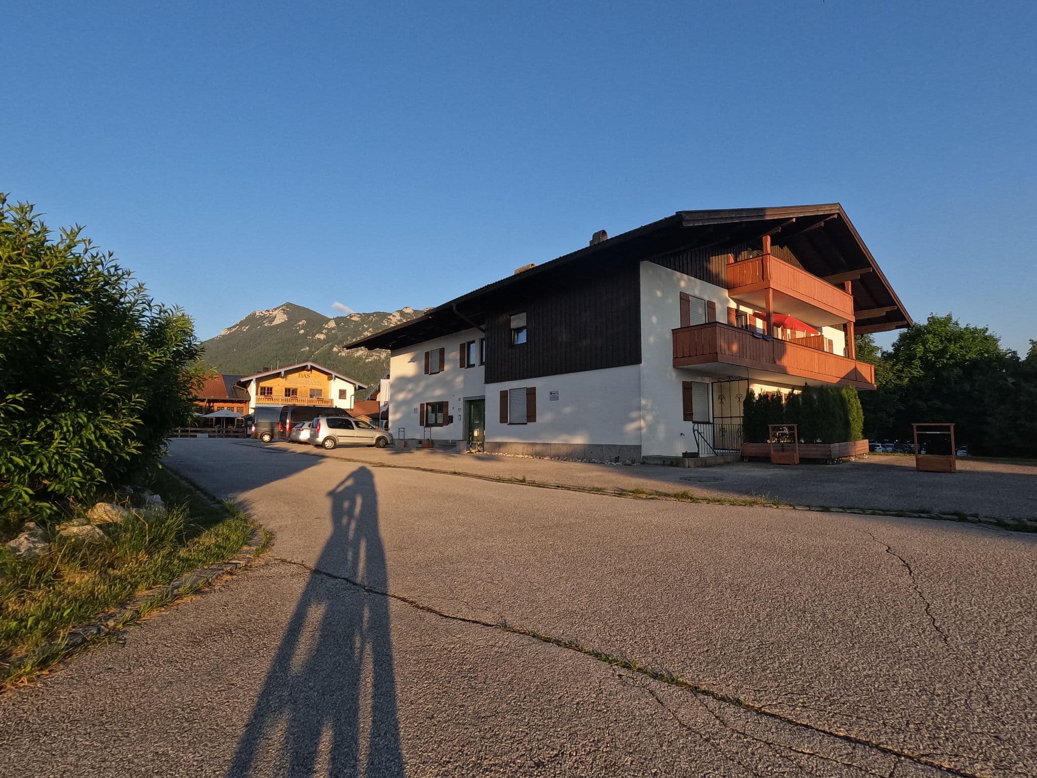 Street view near Aparthotel Chiemgaufuchs, Inzell — © natebus (CC BY-SA · Mapillary)