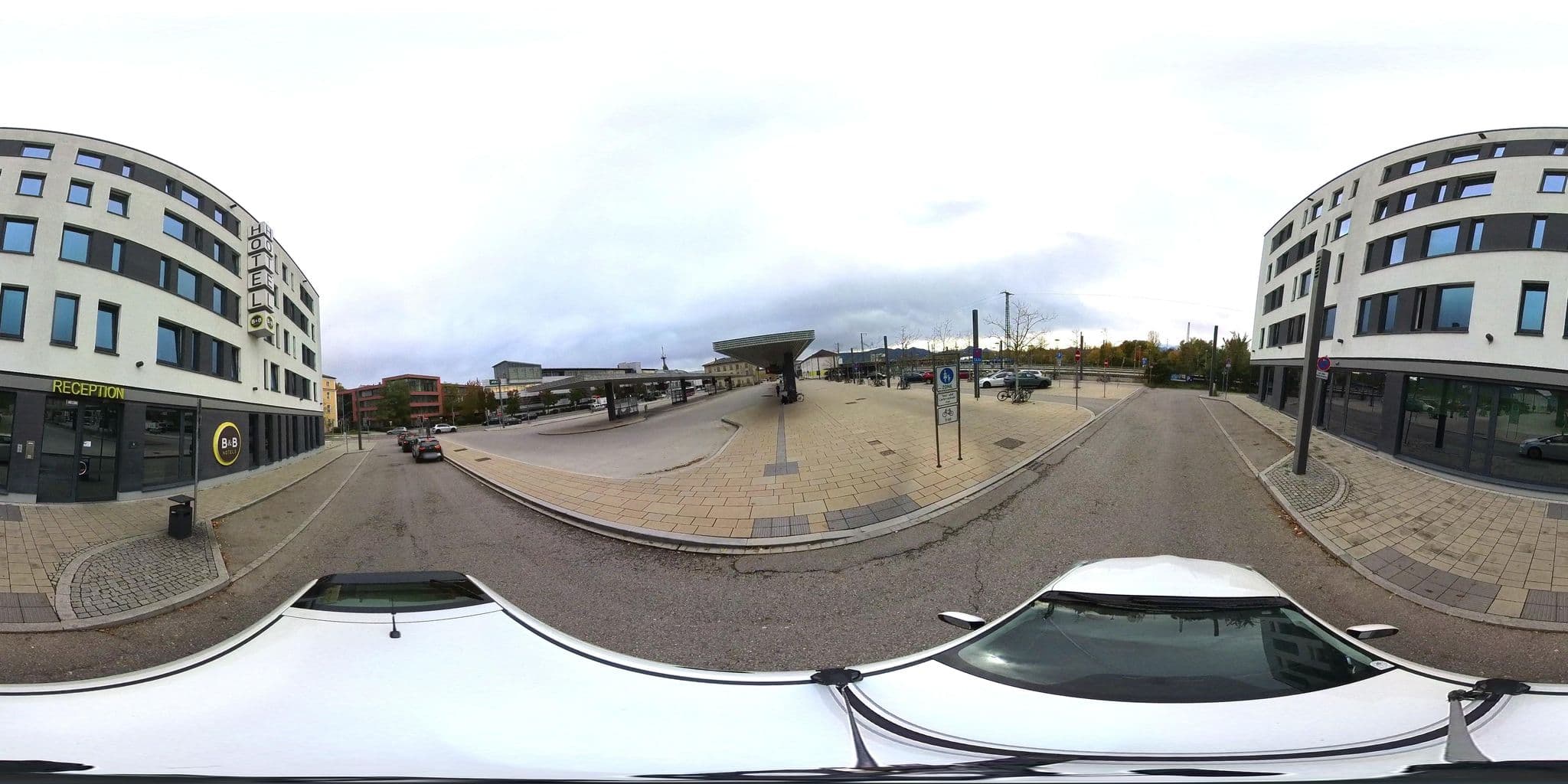 Street view near B&B Hotel Rosenheim, Rosenheim — © osmplus_org (CC BY-SA · Mapillary)