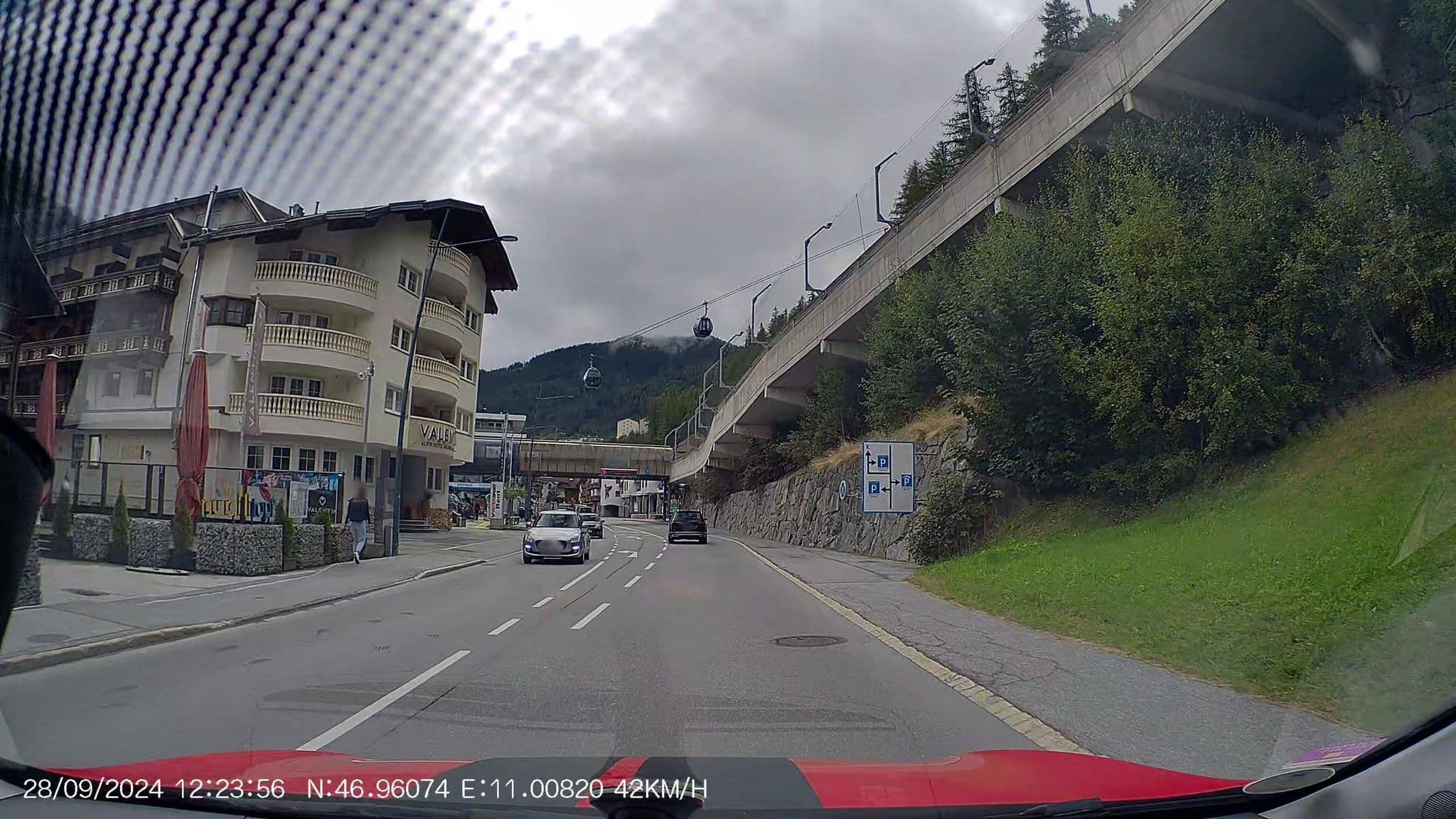 Street view near Hotel Valentin, Sölden