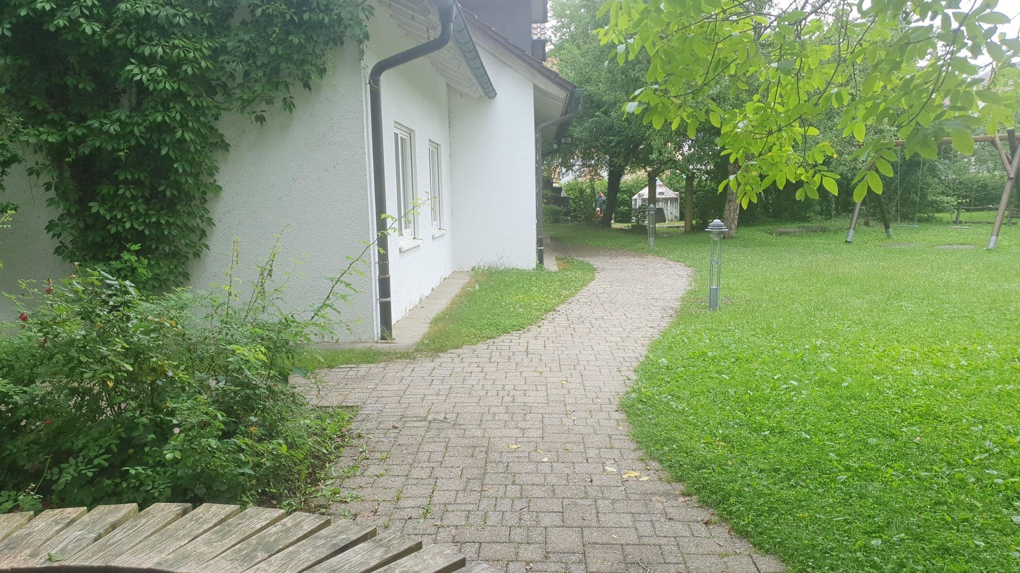 Street view near Familienferiendorf Langenargen, Langenargen — © johsin18 (CC BY-SA · Mapillary)