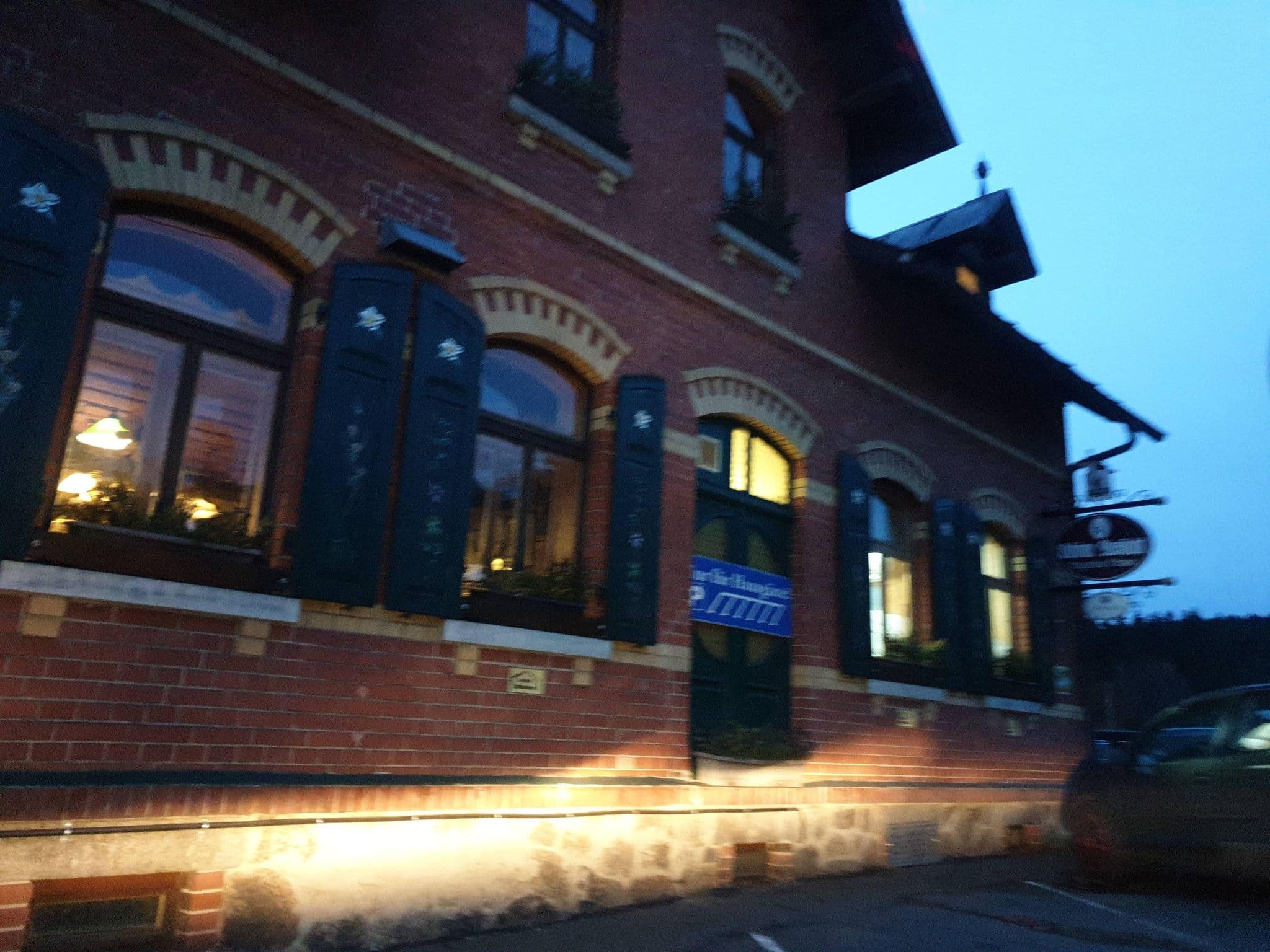 Street view near Schoene Aussicht, Klingenthal — © canislupus (CC BY-SA · Mapillary)