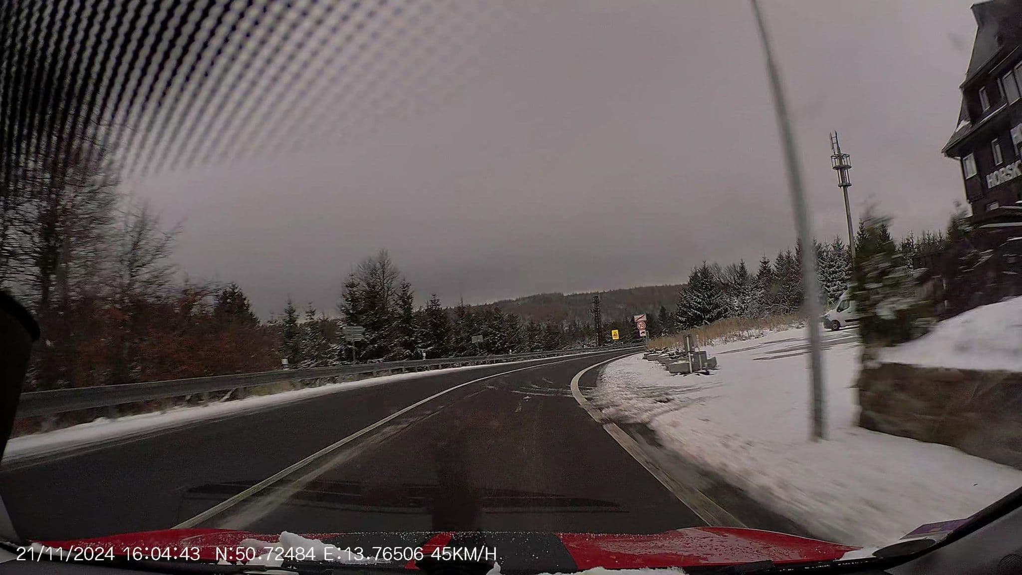 Street view near Hotel Pomezí, Geising — © AR88 (CC BY-SA · Mapillary)
