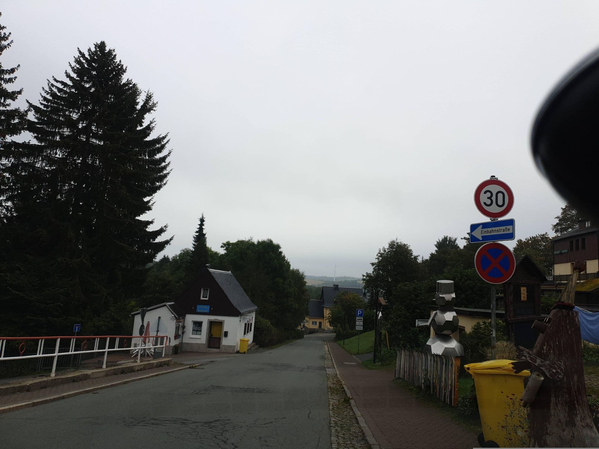 Street view near Hollandhaus, Kurort Oberwiesenthal — © canislupus (CC BY-SA · Mapillary)
