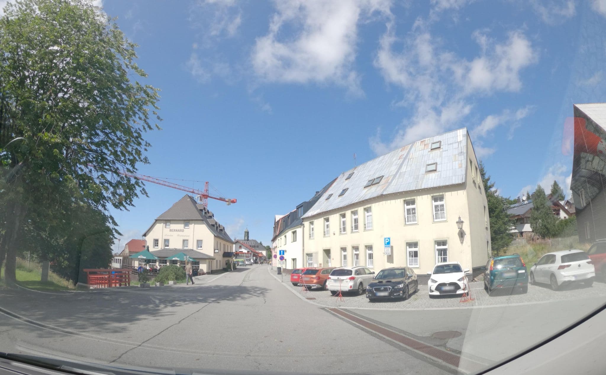 Street view near Alpina, Kurort Oberwiesenthal — © atze02 (CC BY-SA · Mapillary)