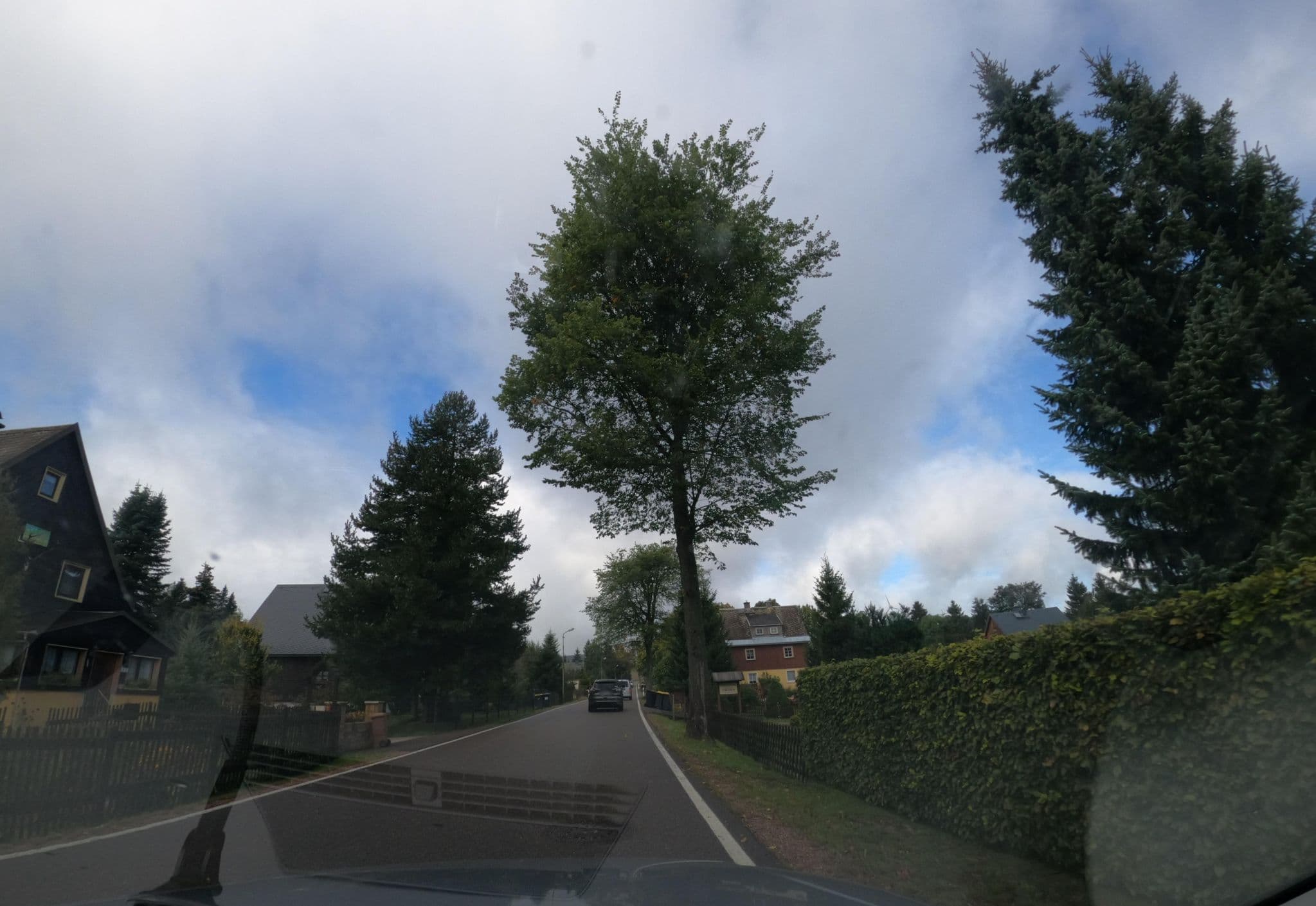 Street view near Haus Waldeck, Altenberg — © atze02 (CC BY-SA · Mapillary)
