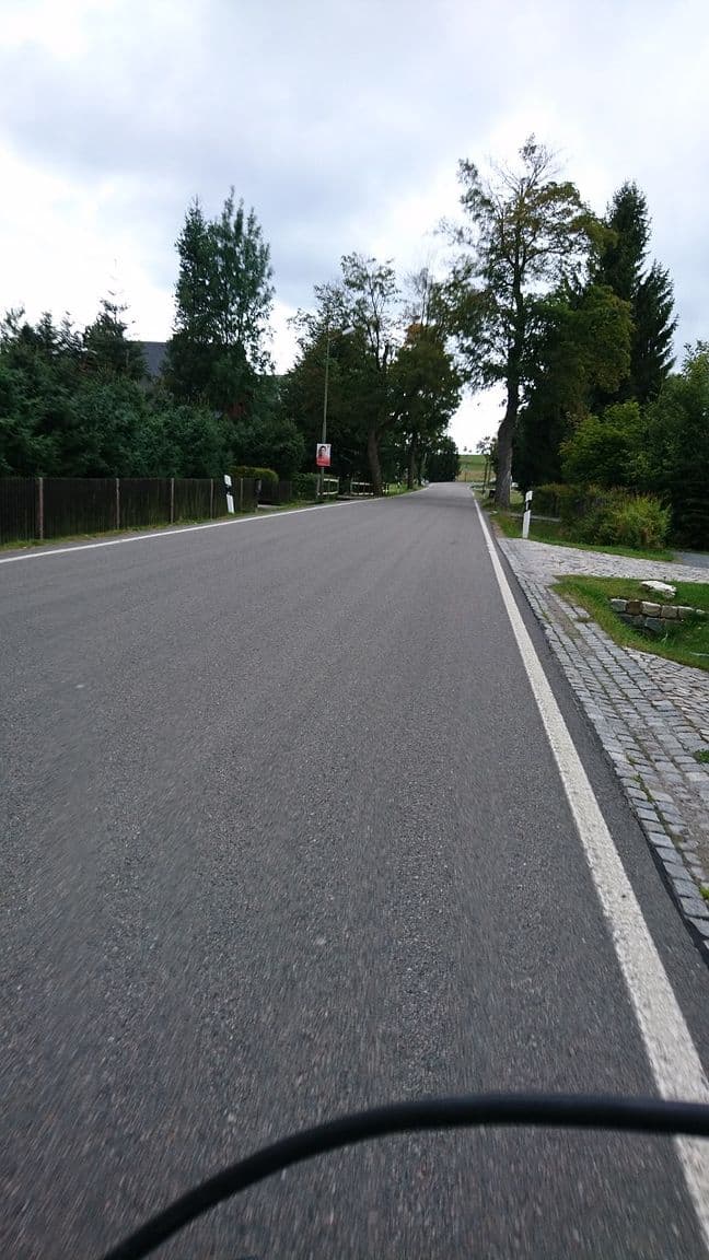 Street view near Schneestern Neuhermsdorf, Altenberg — © jochenb (CC BY-SA · Mapillary)