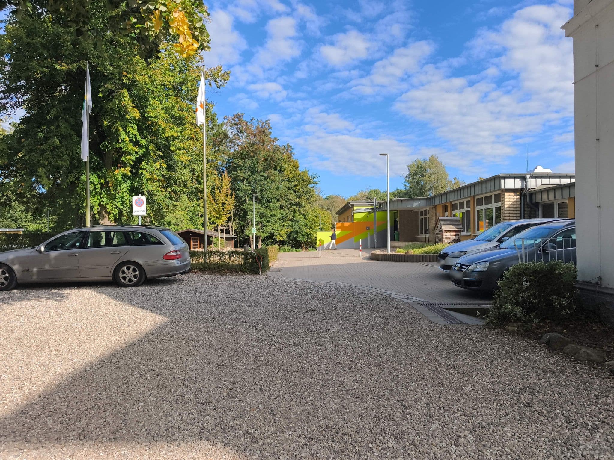 Street view near DJH Jugendherberge Bad Malente, Malente — © hotteliene (CC BY-SA · Mapillary)