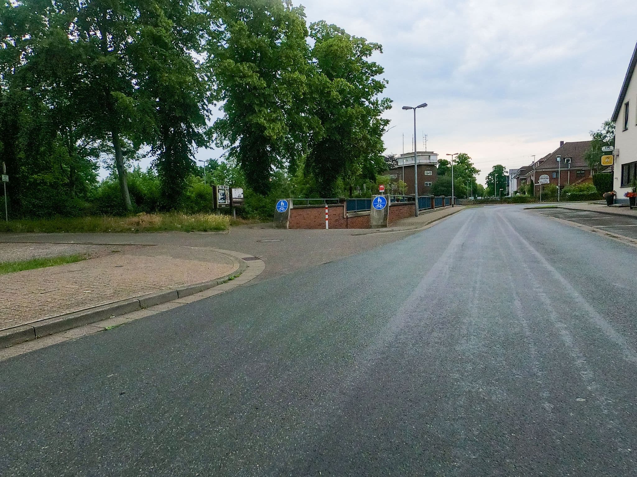 Street view near Kirchweyher Hof, Riede — © holger999 (CC BY-SA · Mapillary)