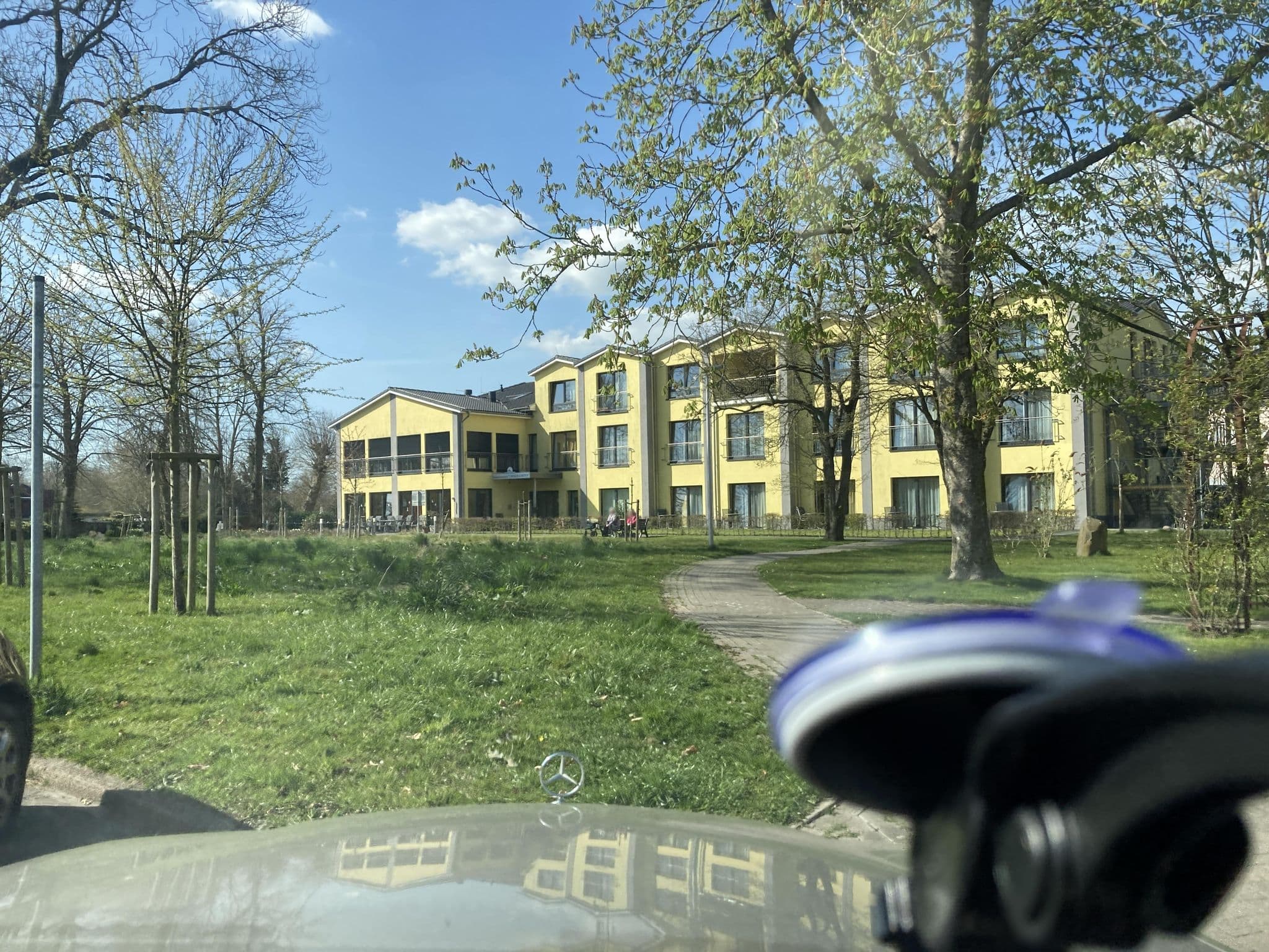 Street view near DJH Friedrichstadt, Lehe — © robffm (CC BY-SA · Mapillary)