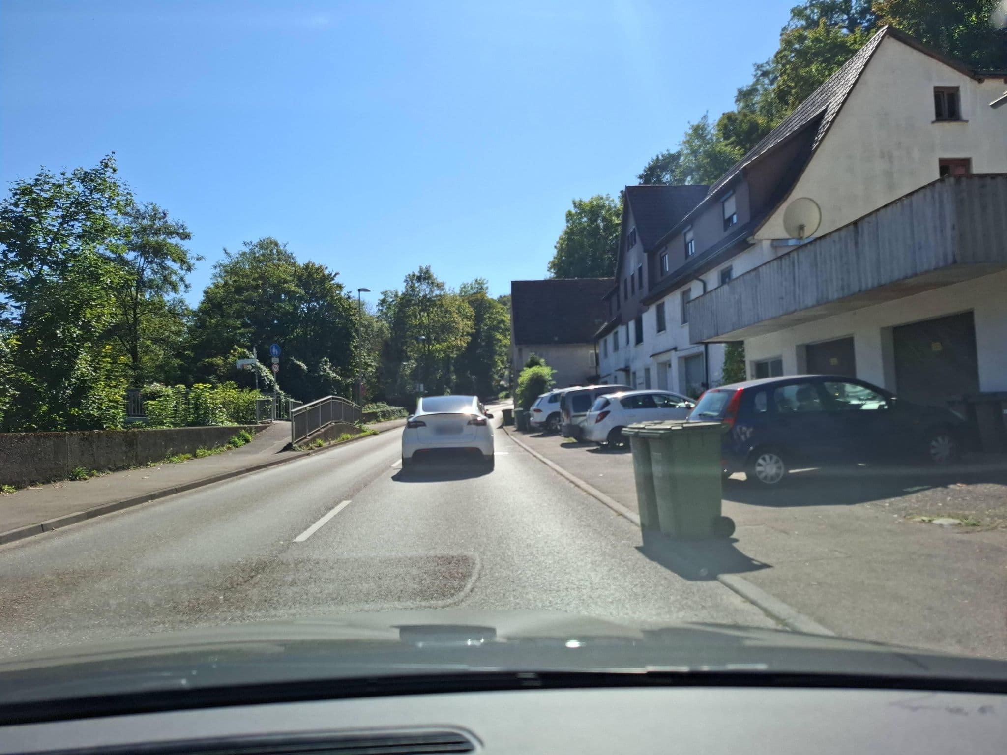 Street view near Hirsch, Remseck am Neckar — © bct (CC BY-SA · Mapillary)