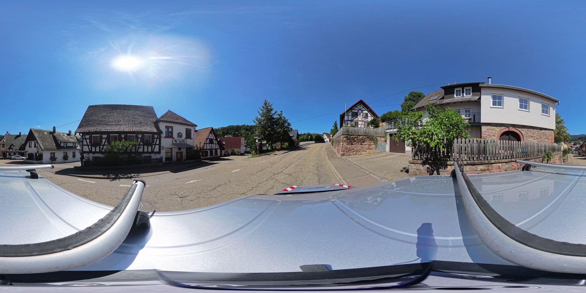 Street view near Landgasthaus Kreuz, Gaggenau — © tasmaniadevil (CC BY-SA · Mapillary)