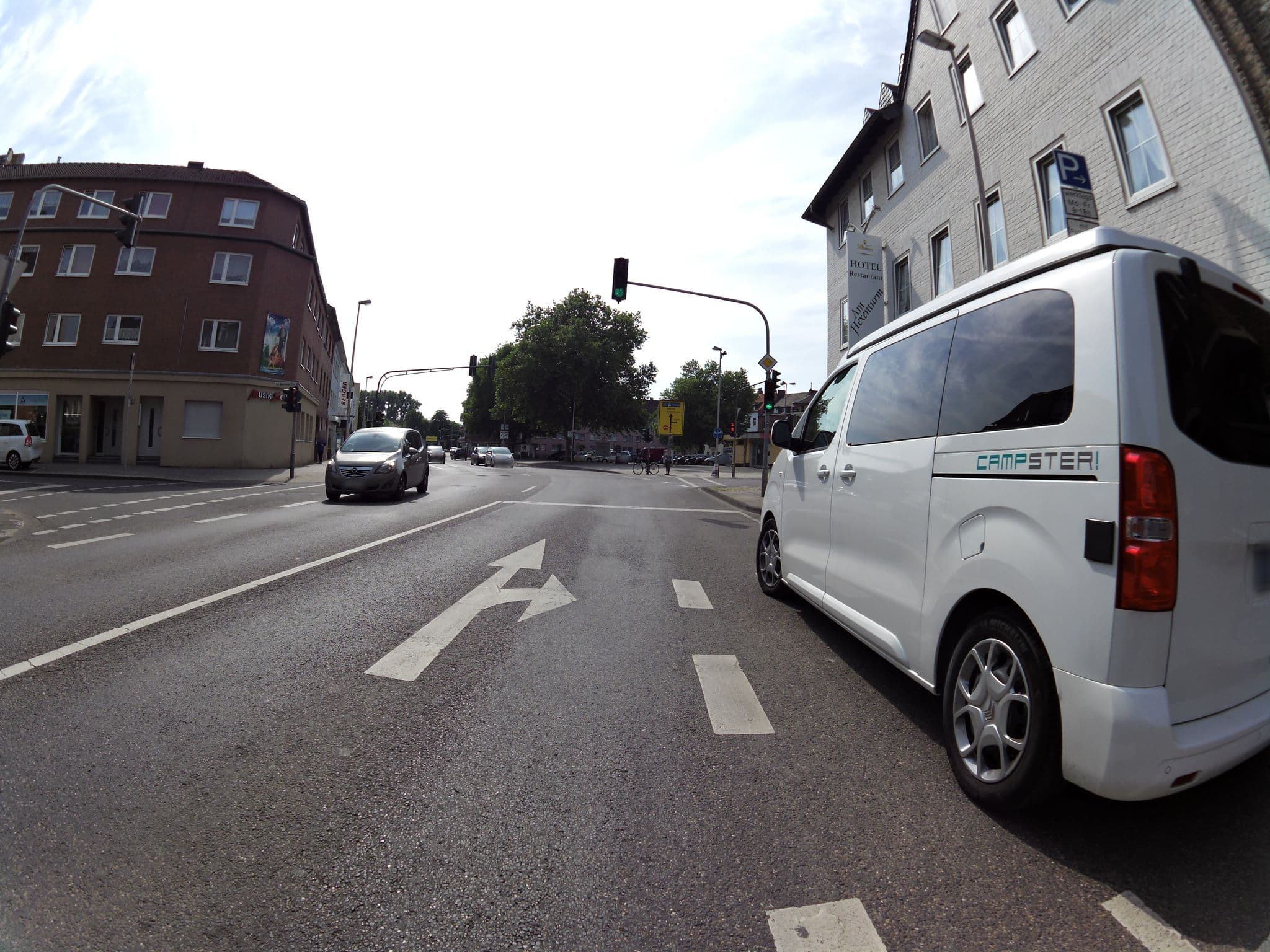 Street view near Hotel am Hexenturm, Jülich — © madel (CC BY-SA · Mapillary)