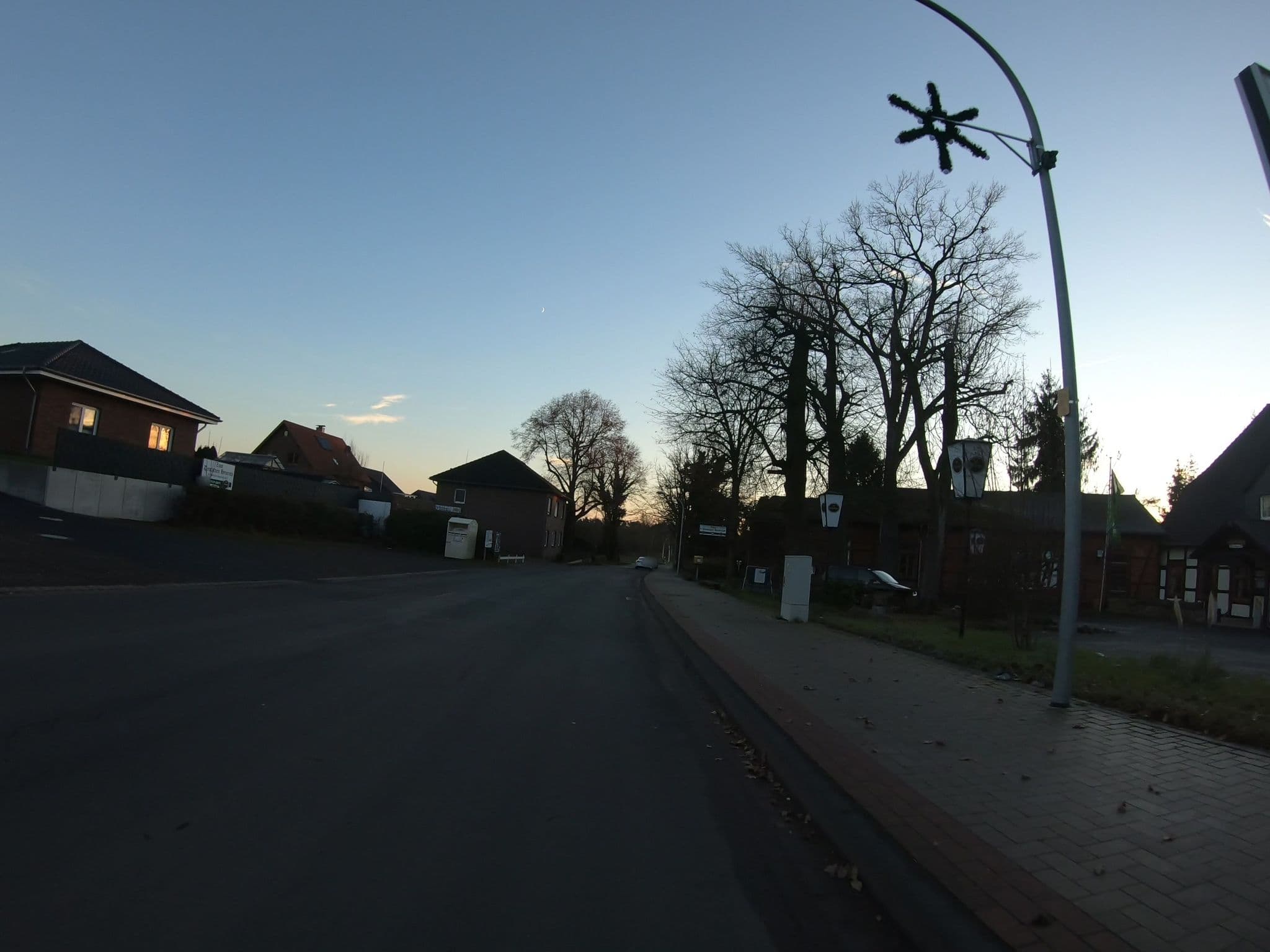 Street view near Zum Deutschen Heinrich, Wagenhoff — © m4p1ll4ry (CC BY-SA · Mapillary)