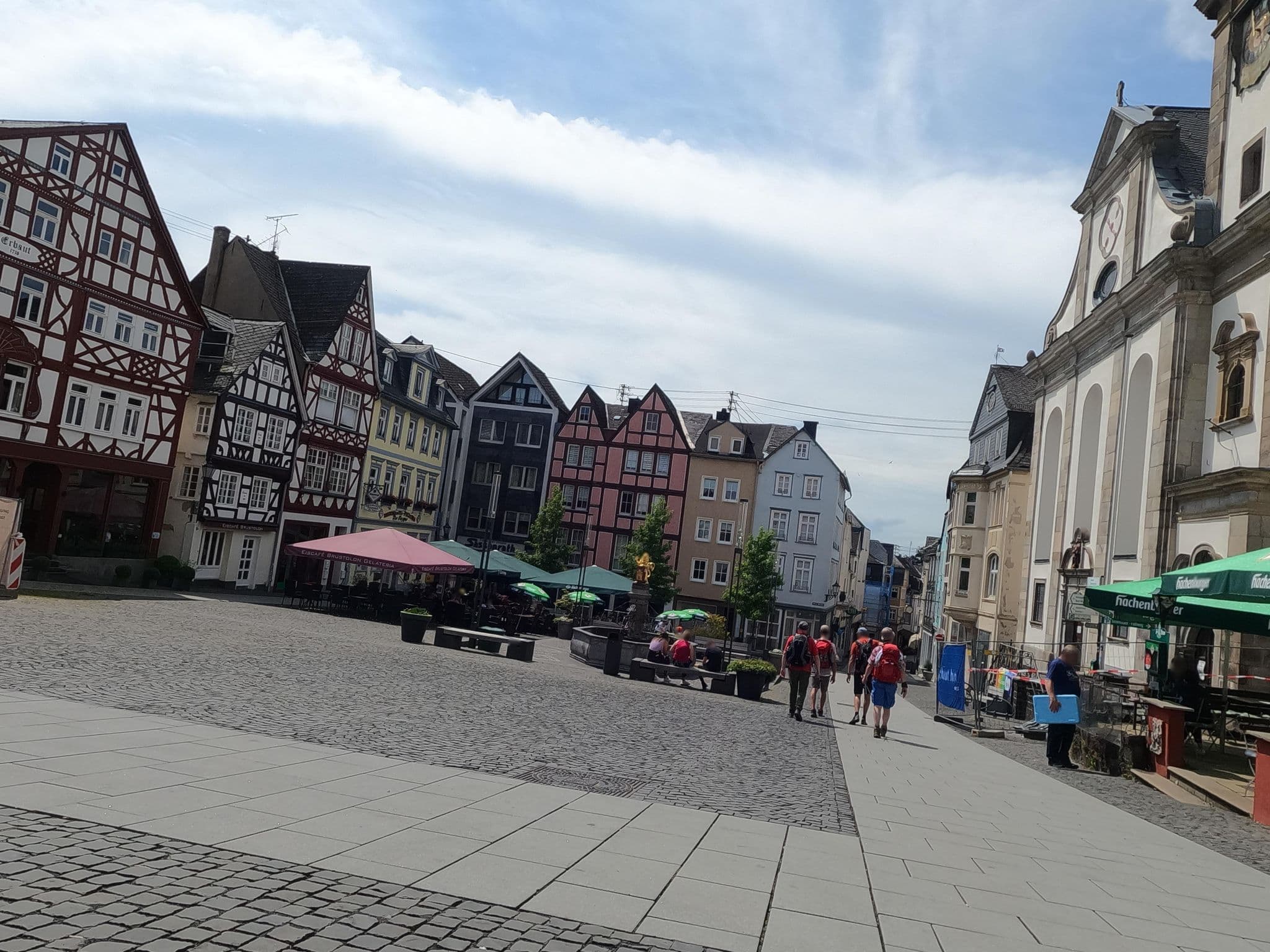 Street view near Zum weißen Ross, Hachenburg — © chuck (CC BY-SA · Mapillary)
