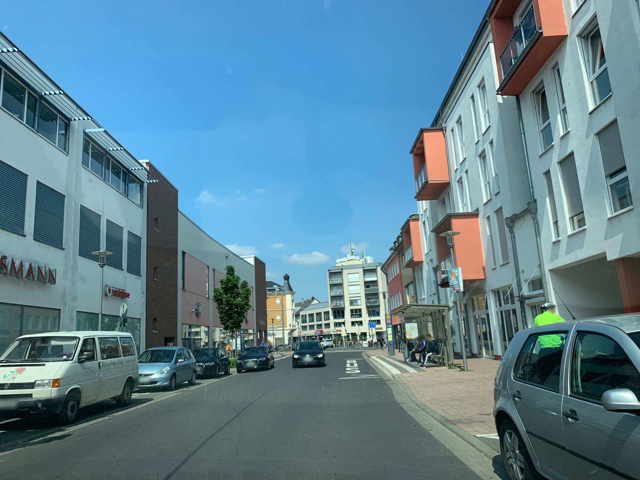 Street view near Hotel am Stern, Brühl — © noel (CC BY-SA · Mapillary)