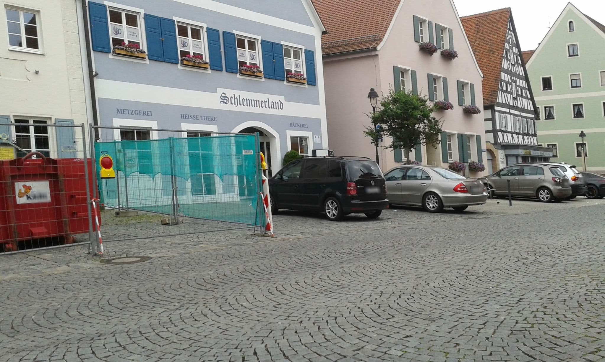Street view near Gutmann zur Post, Hilpoltstein — © bernd_niemann (CC BY-SA · Mapillary)