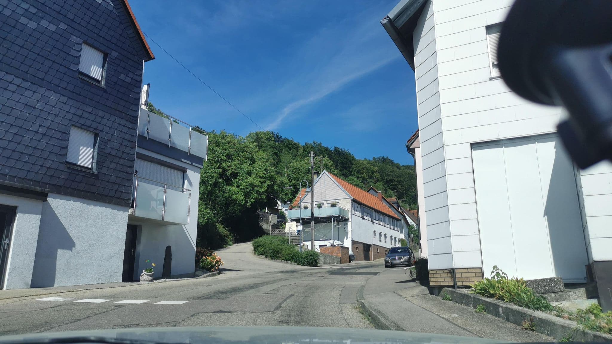 Street view near Gasthaus Zum Rechberg, Ottenbach — © andyna (CC BY-SA · Mapillary)