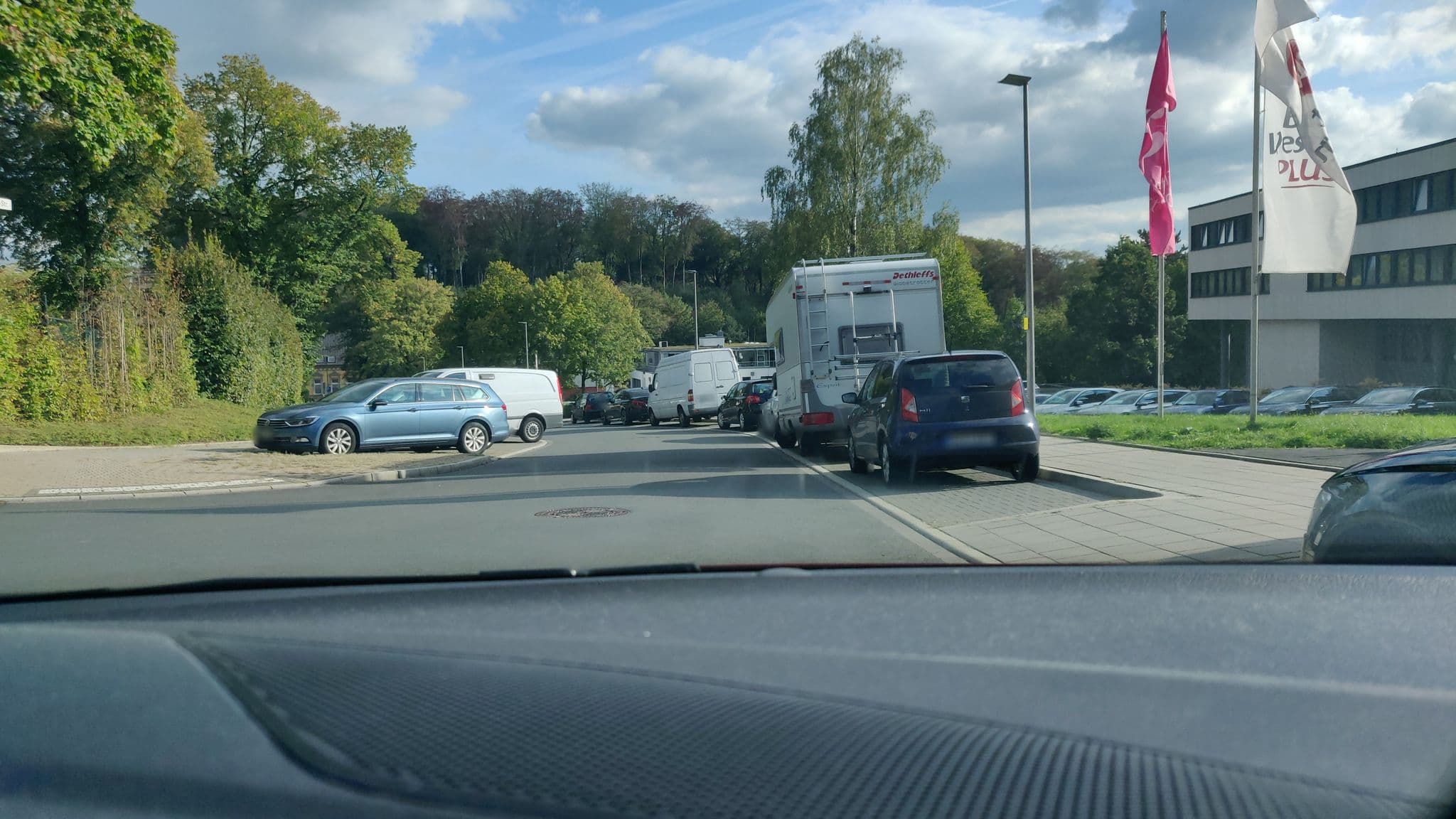 Street view near Best Western Parkhotel, Velbert — © mighty_eighty (CC BY-SA · Mapillary)