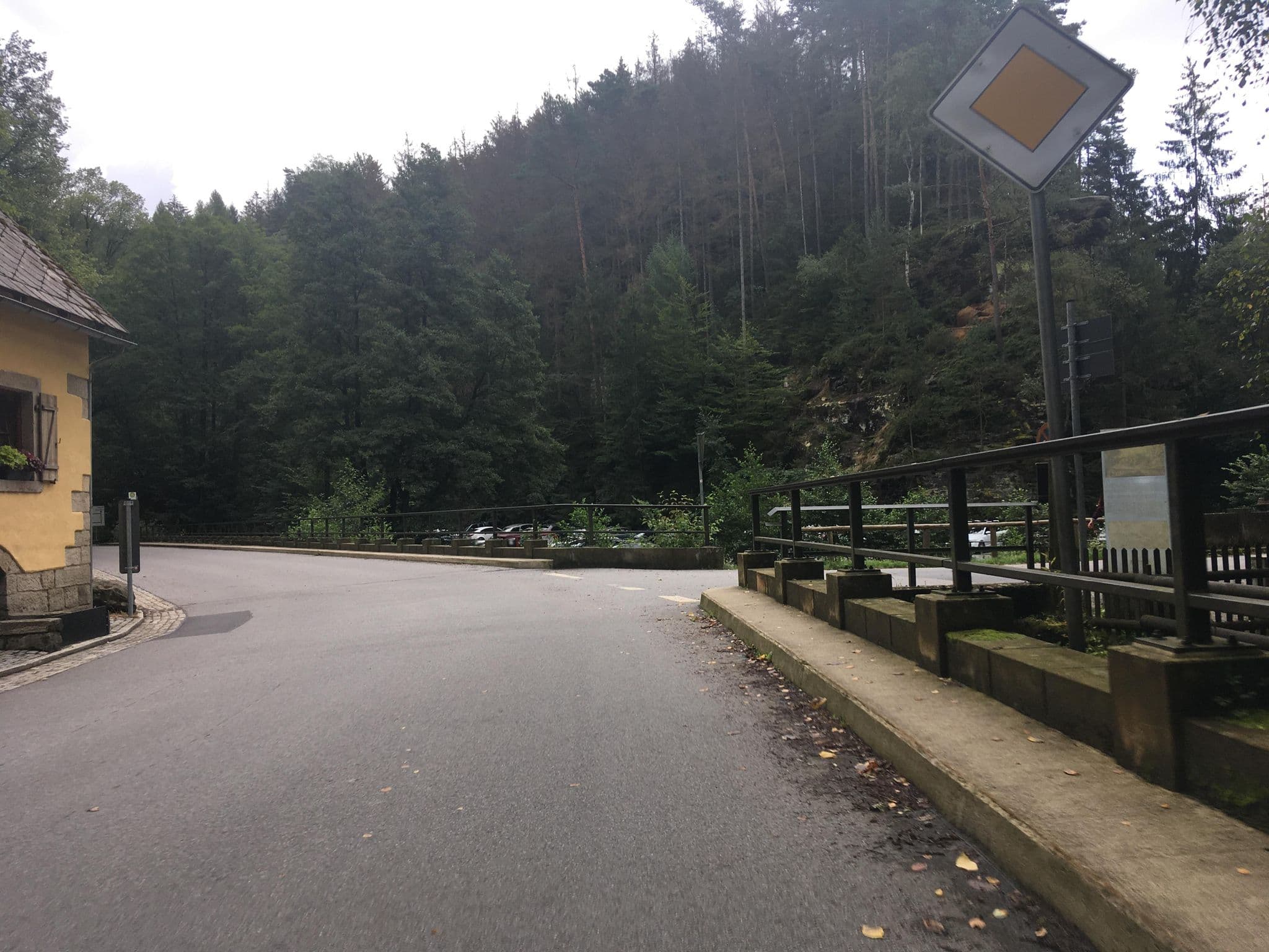 Street view near Neumannmühle Berghütte, Sebnitz — © eserte (CC BY-SA · Mapillary)