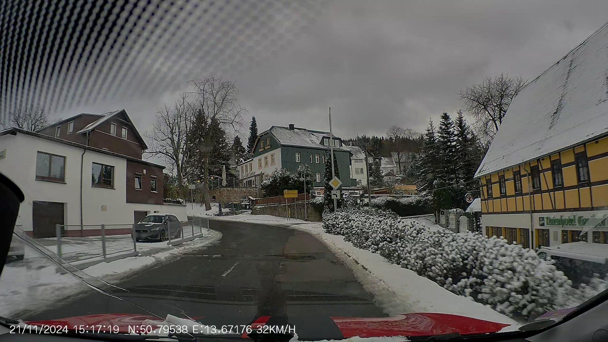 Street view near Naturhotel Gasthof Bärenfels, Schmiedeberg — © AR88 (CC BY-SA · Mapillary)
