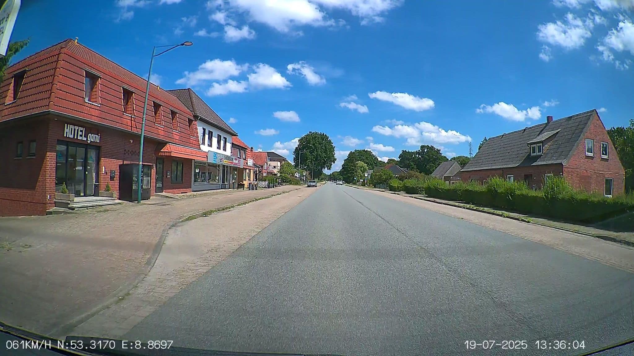 Street view near Buer's Gasthaus, Vollersode — © heetENkoel (CC BY-SA · Mapillary)