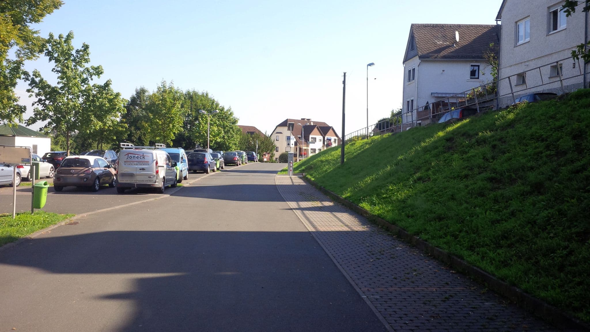Street view near Jahnplatz, Braunfels — © sdos77 (CC BY-SA · Mapillary)
