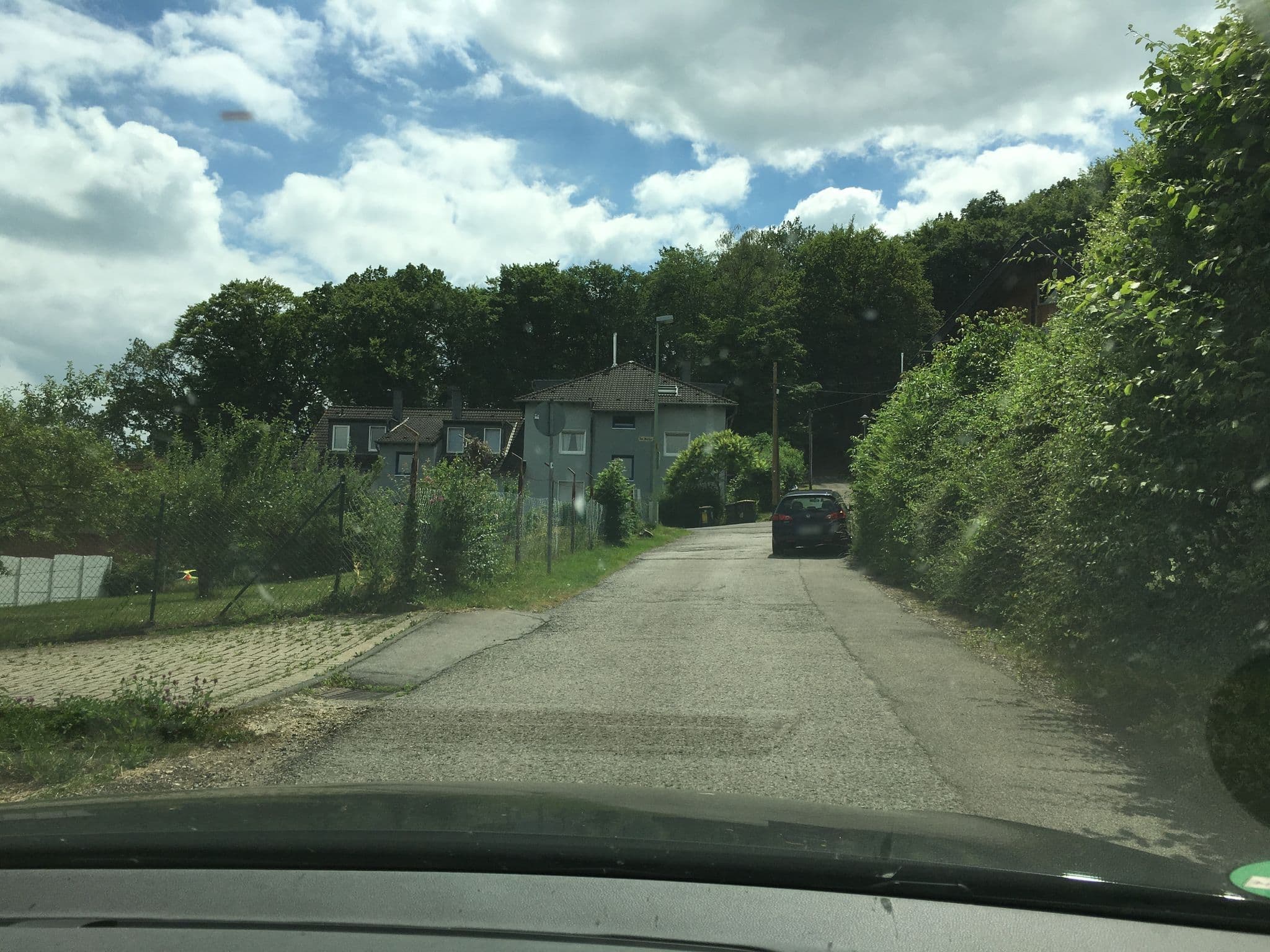 Street view near NFH Ferien-Wanderheim Obermaubach, Nideggen — © noel (CC BY-SA · Mapillary)