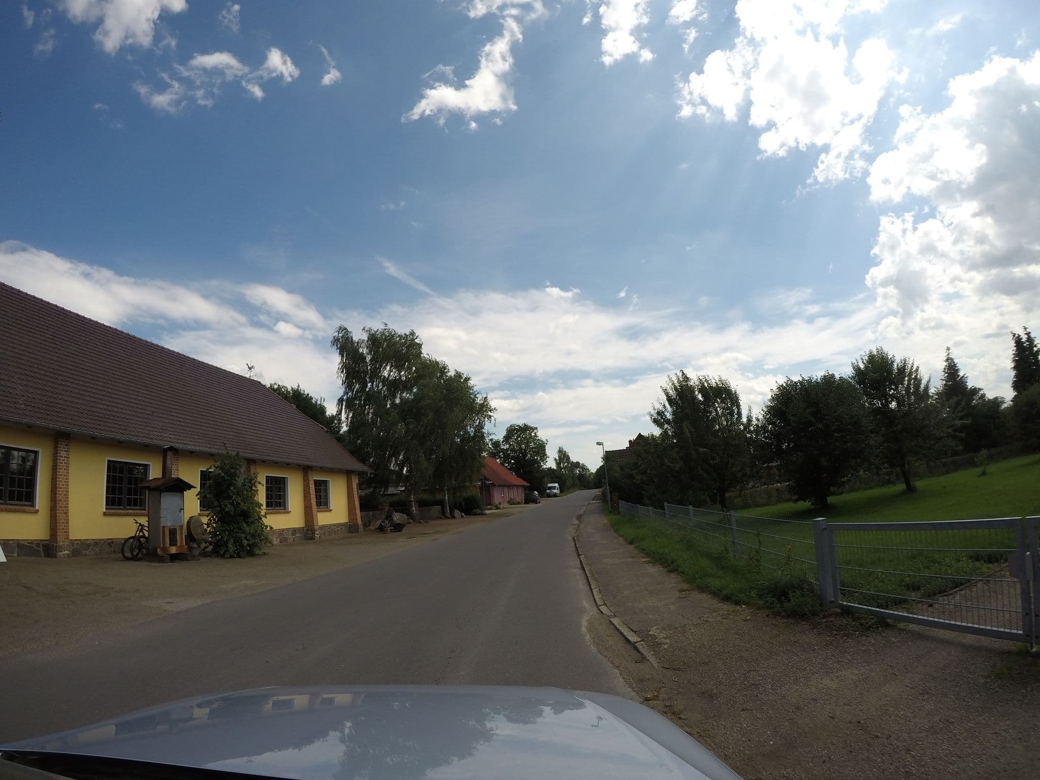 Street view near Gasthof Linde, Möllenhagen — © dl7auq (CC BY-SA · Mapillary)