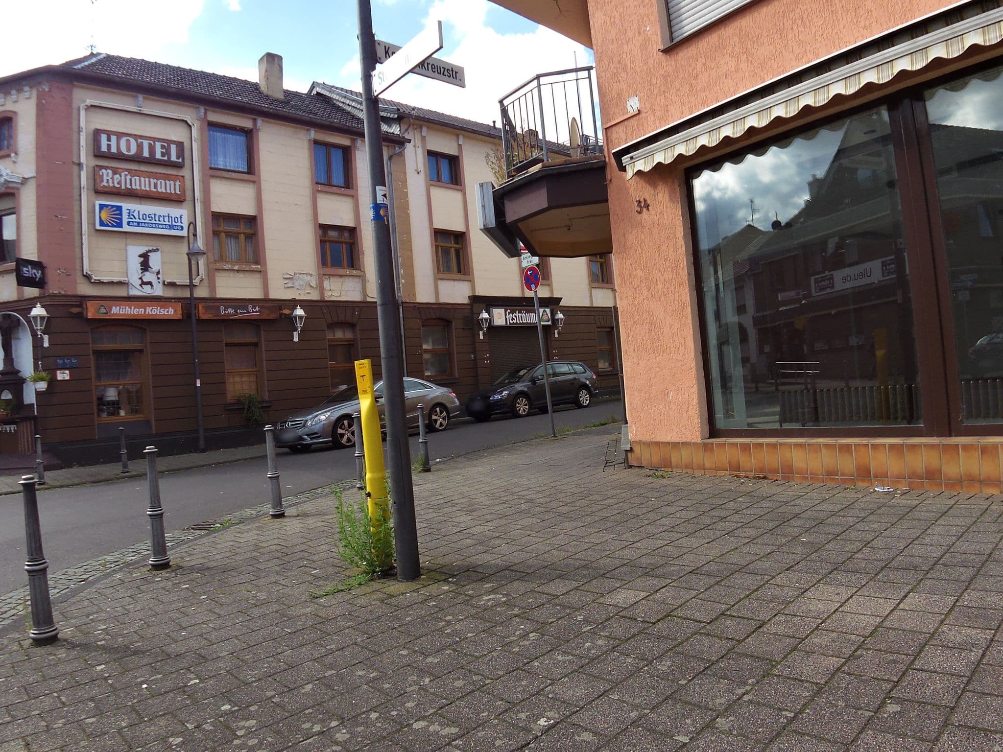 Street view near Hotel Klosterhof am Jakobsweg, Euskirchen — © dcp (CC BY-SA · Mapillary)