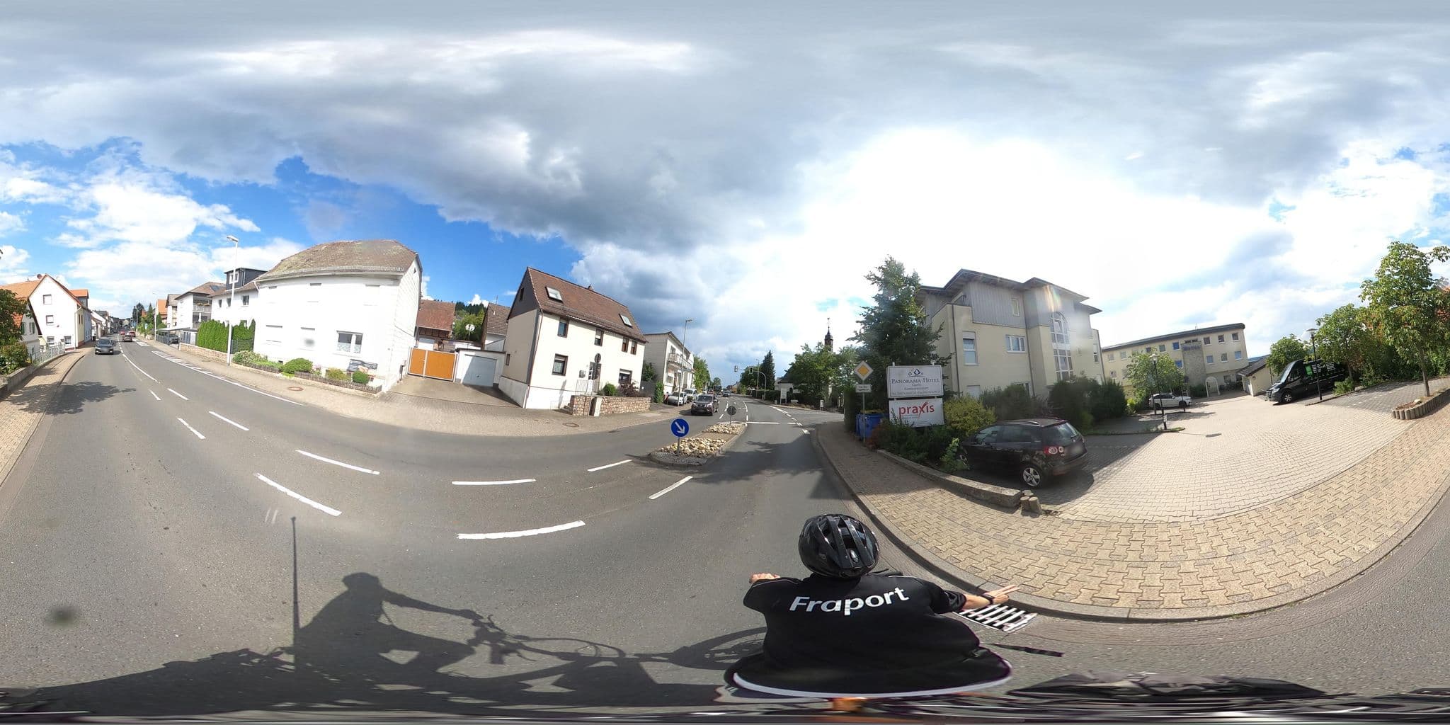 Street view near Panorama-Hotel Garni, Glashütten — © Planungsgesellschaft_RV-K (CC BY-SA · Mapillary)