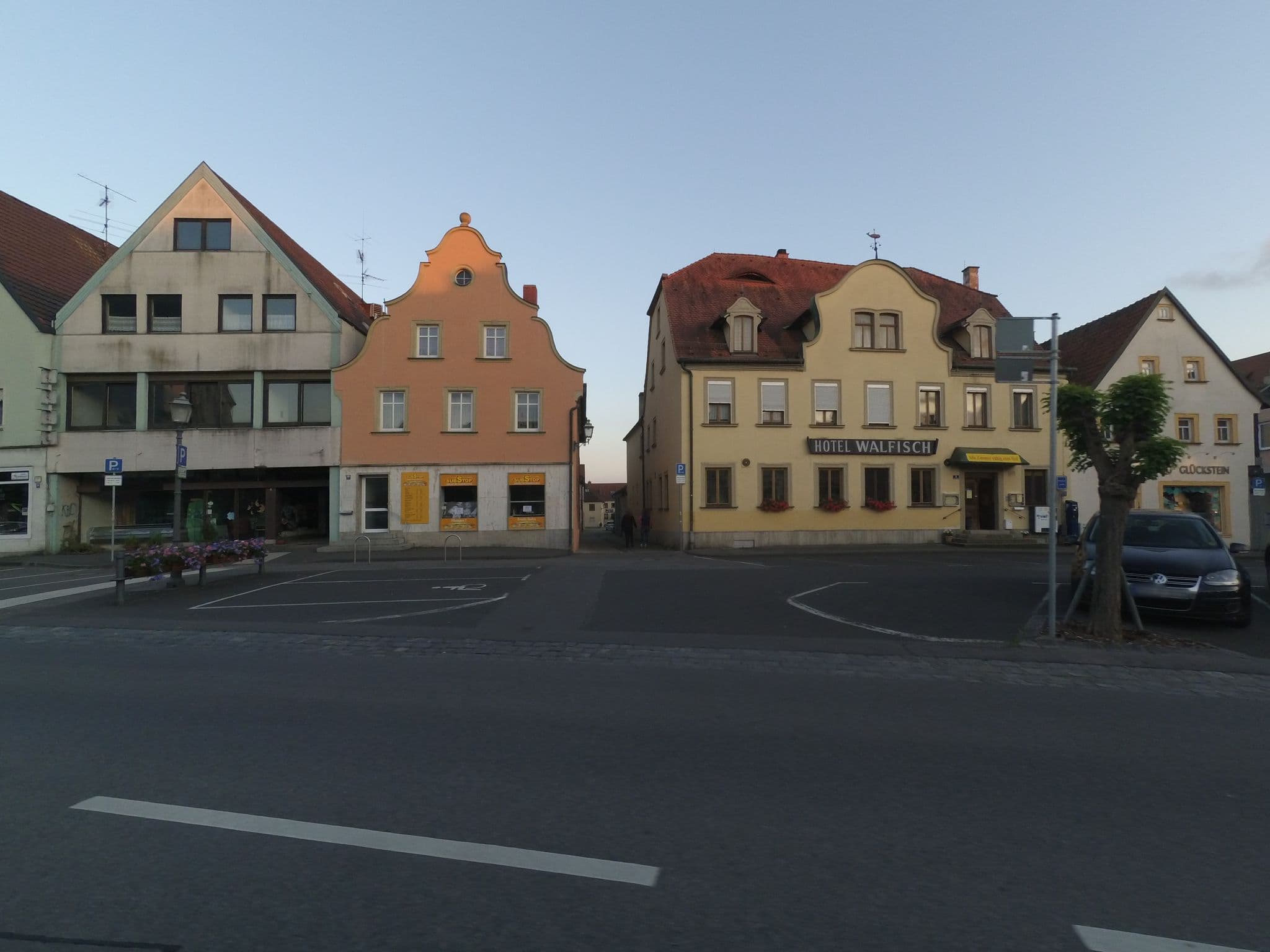Street view near Hotel Walfisch, Haßfurt — © wegavision (CC BY-SA · Mapillary)