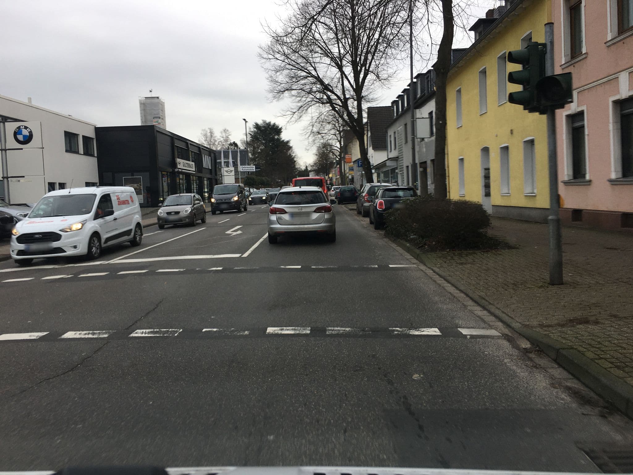 Street view near Sporthotel Klever, Bergisch Gladbach — © raymond (CC BY-SA · Mapillary)