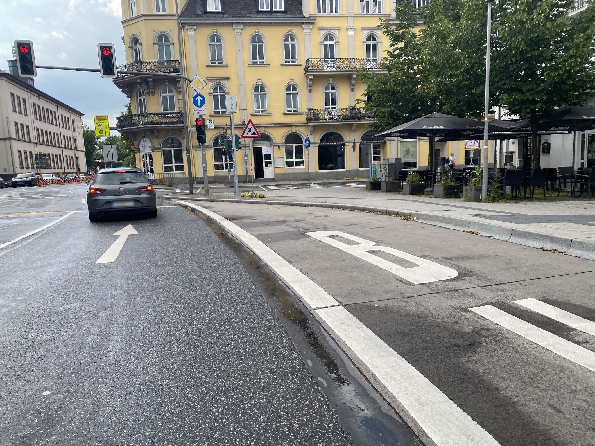 Street view near Smart-Hotel Flamingo (self Check-in), Gießen — © troher15 (CC BY-SA · Mapillary)