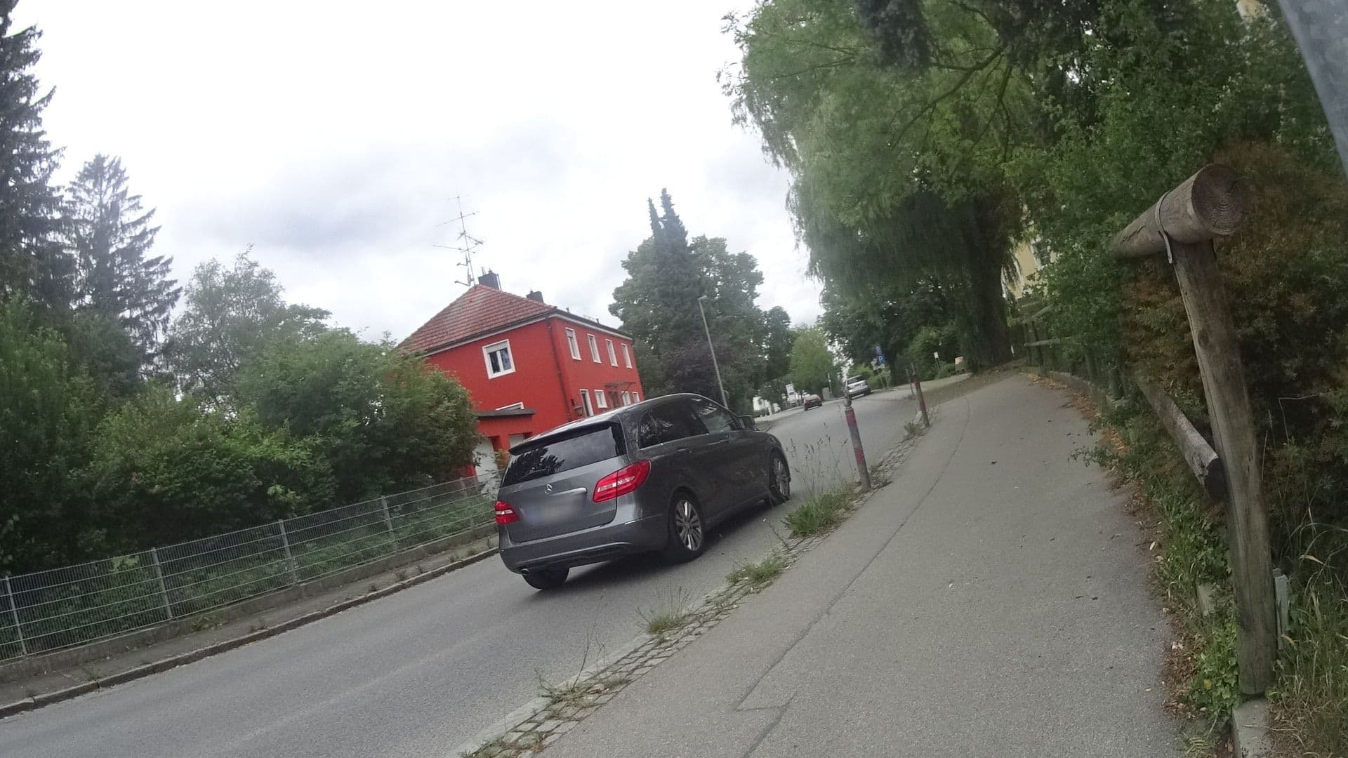 Street view near Akzent Hotel Aufkirchen, Stammham — © ramap (CC BY-SA · Mapillary)